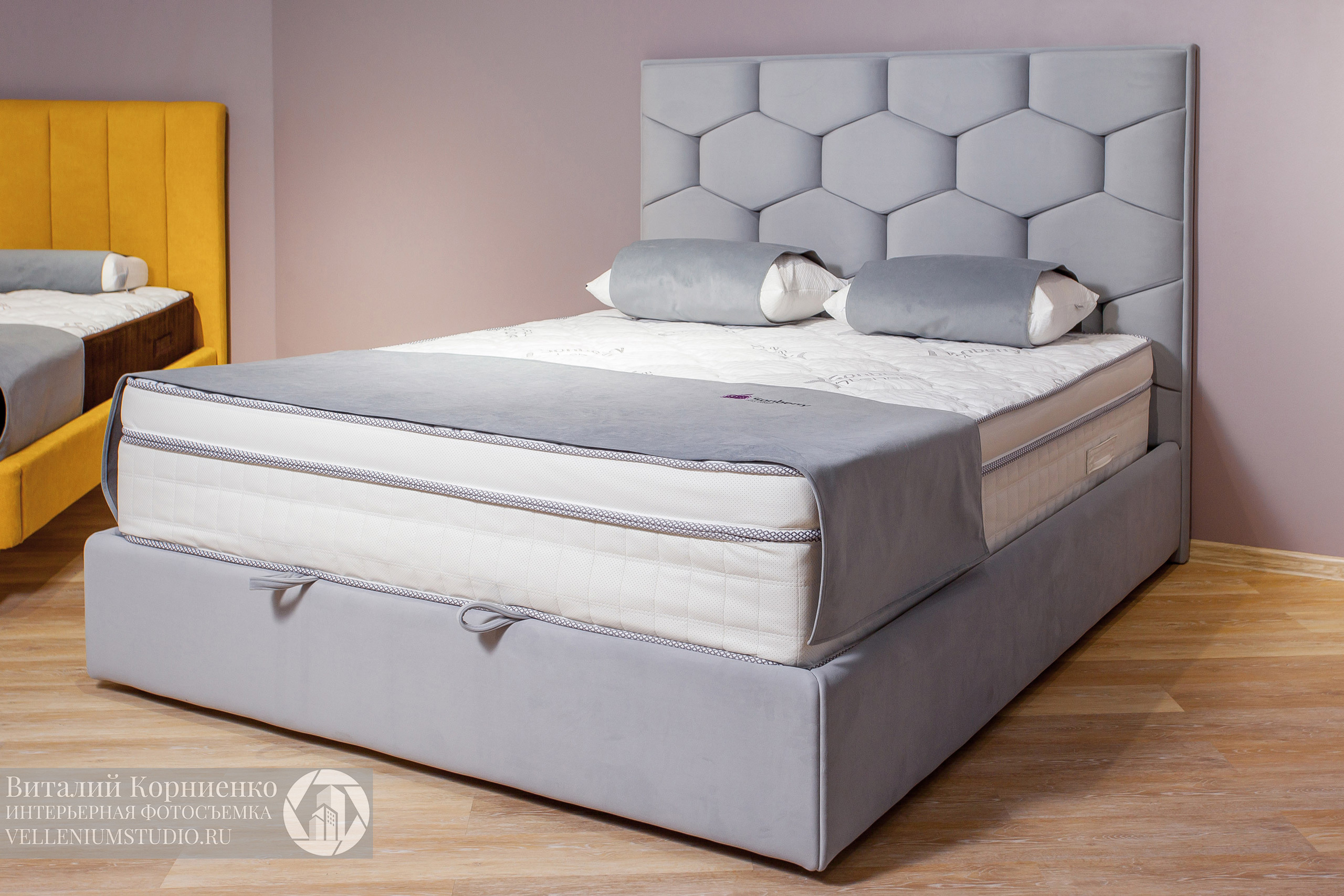 Фотосъемка кроватей в салоне мебели. Интерьерный фотограф Краснодар: профессионально по доступным ценам