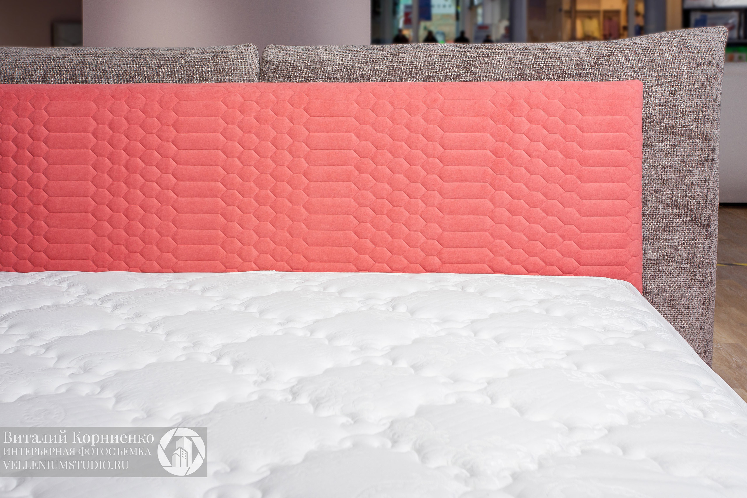 Фотосъемка кроватей в салоне мебели. Интерьерный фотограф Краснодар: профессионально по доступным ценам