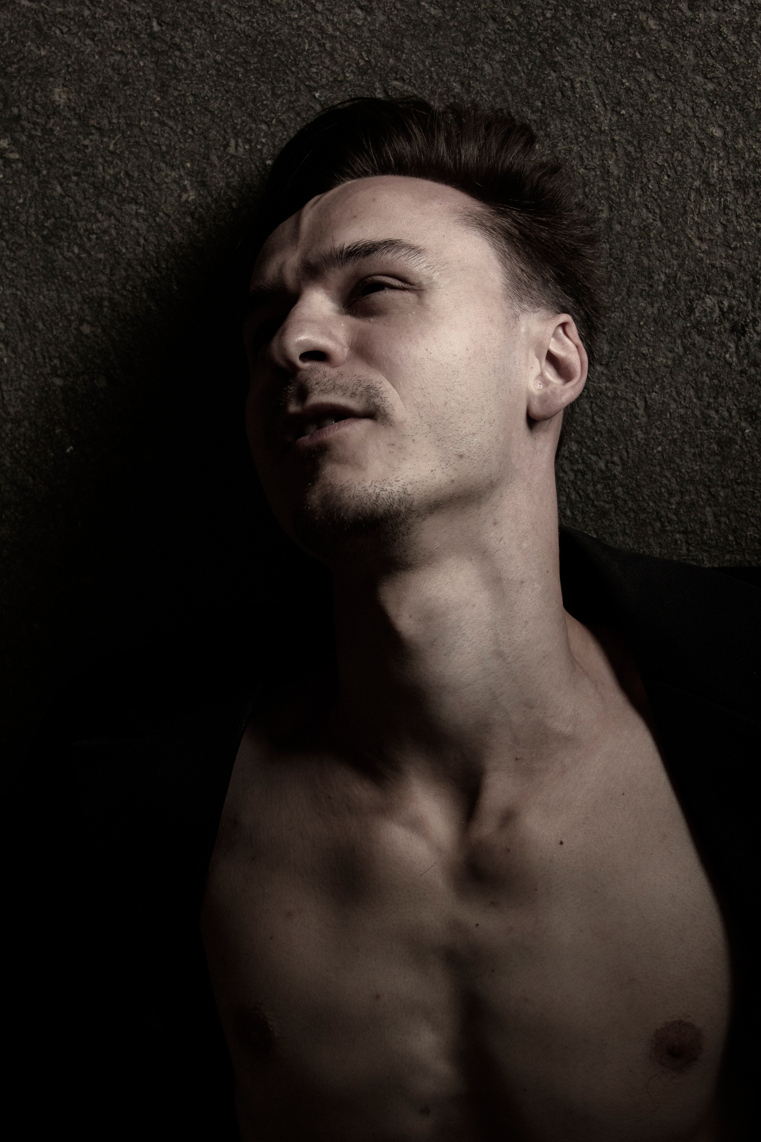 Фотосессия «Черное пальто». Портретный фотограф в Москве и Московской области Гнутиков Сергей