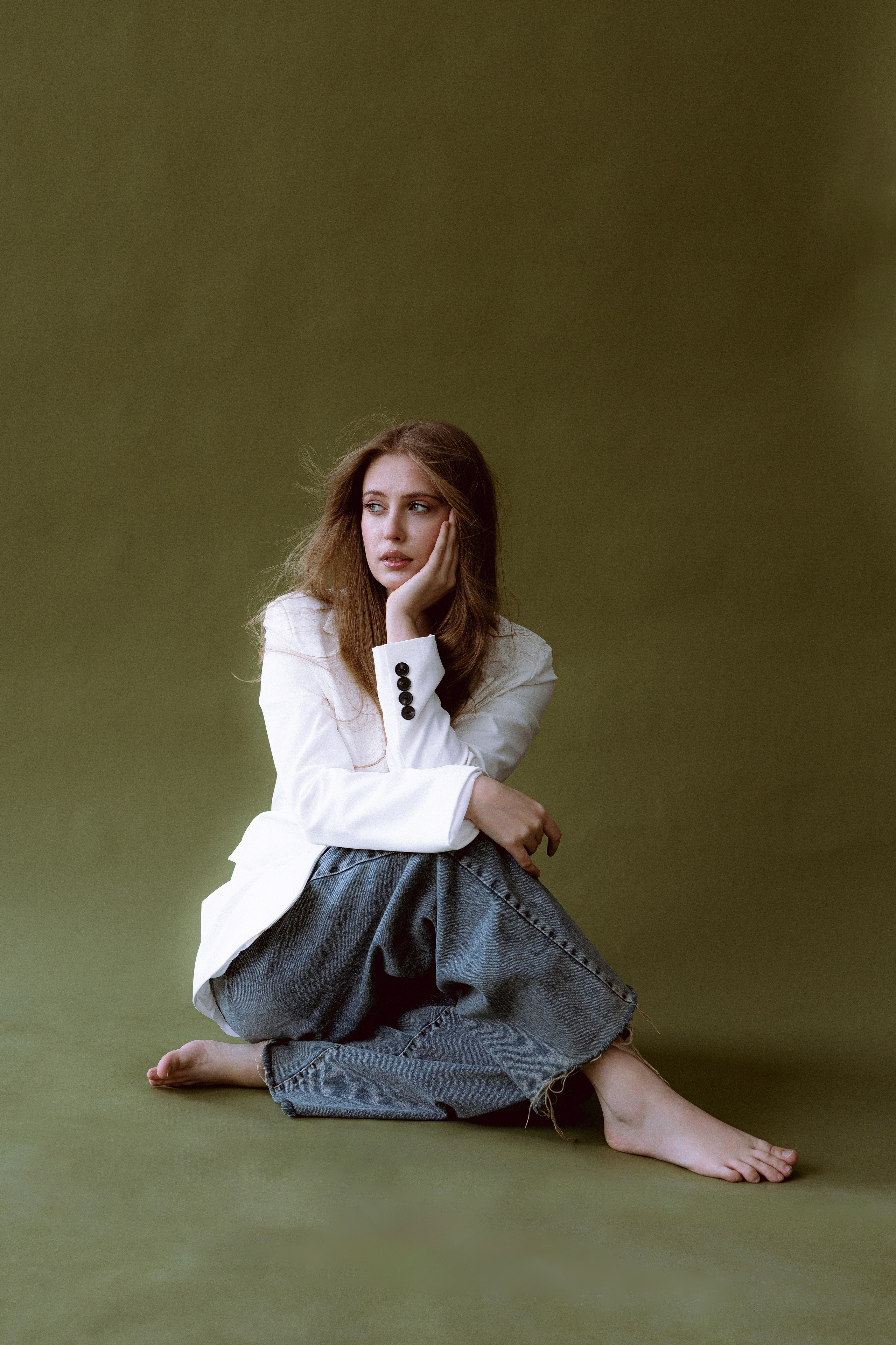 ЦВЕТОЧНАЯ ЭСТЕТИКА — СТУДИЙНЫЙ ПОРТРЕТ. Портретный, семейный и репортажный фотограф в Ставрополе Ульяна Доценко