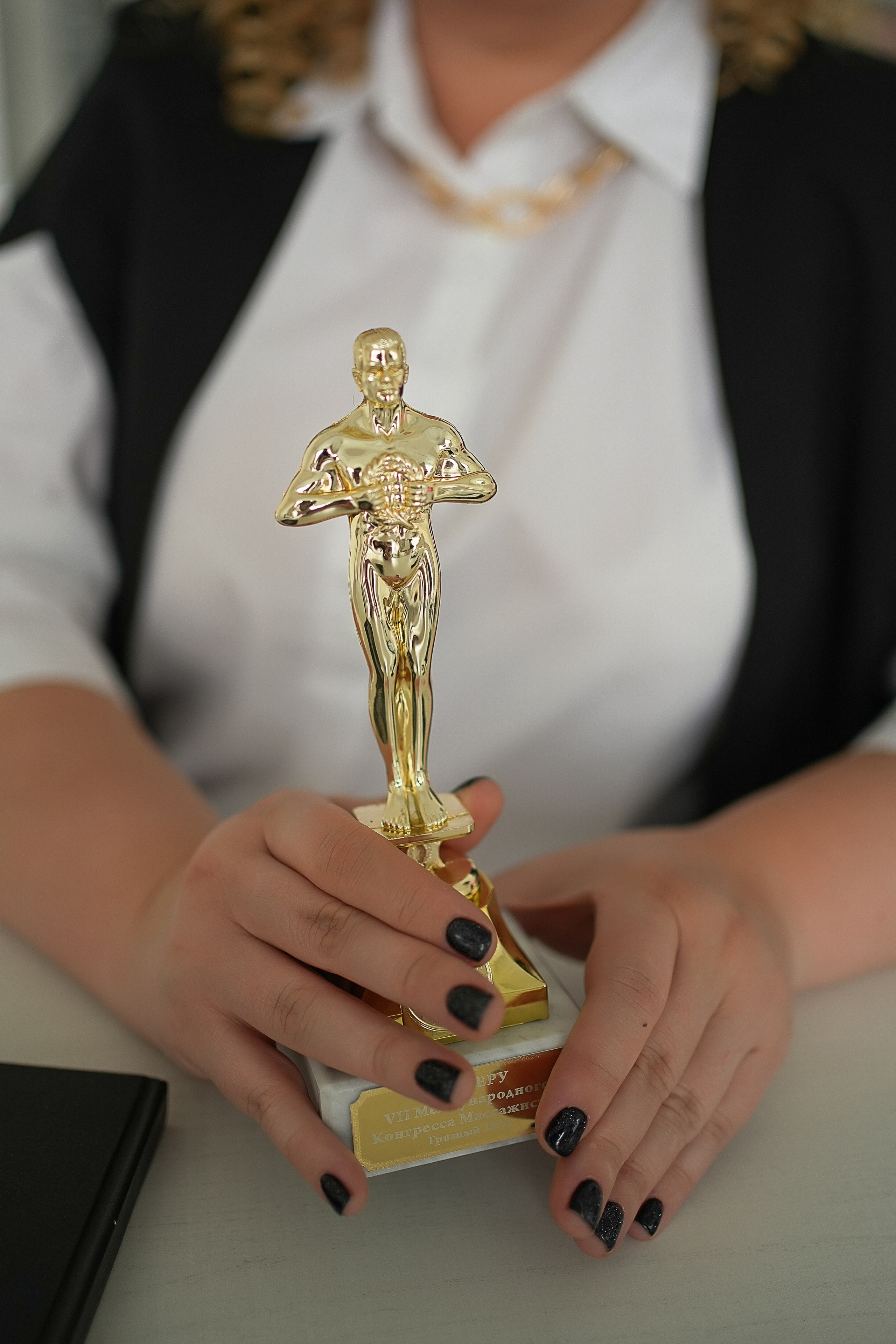 Мастер массажа. Семейный фотограф в Санкт-Петербурге Саша Кактус