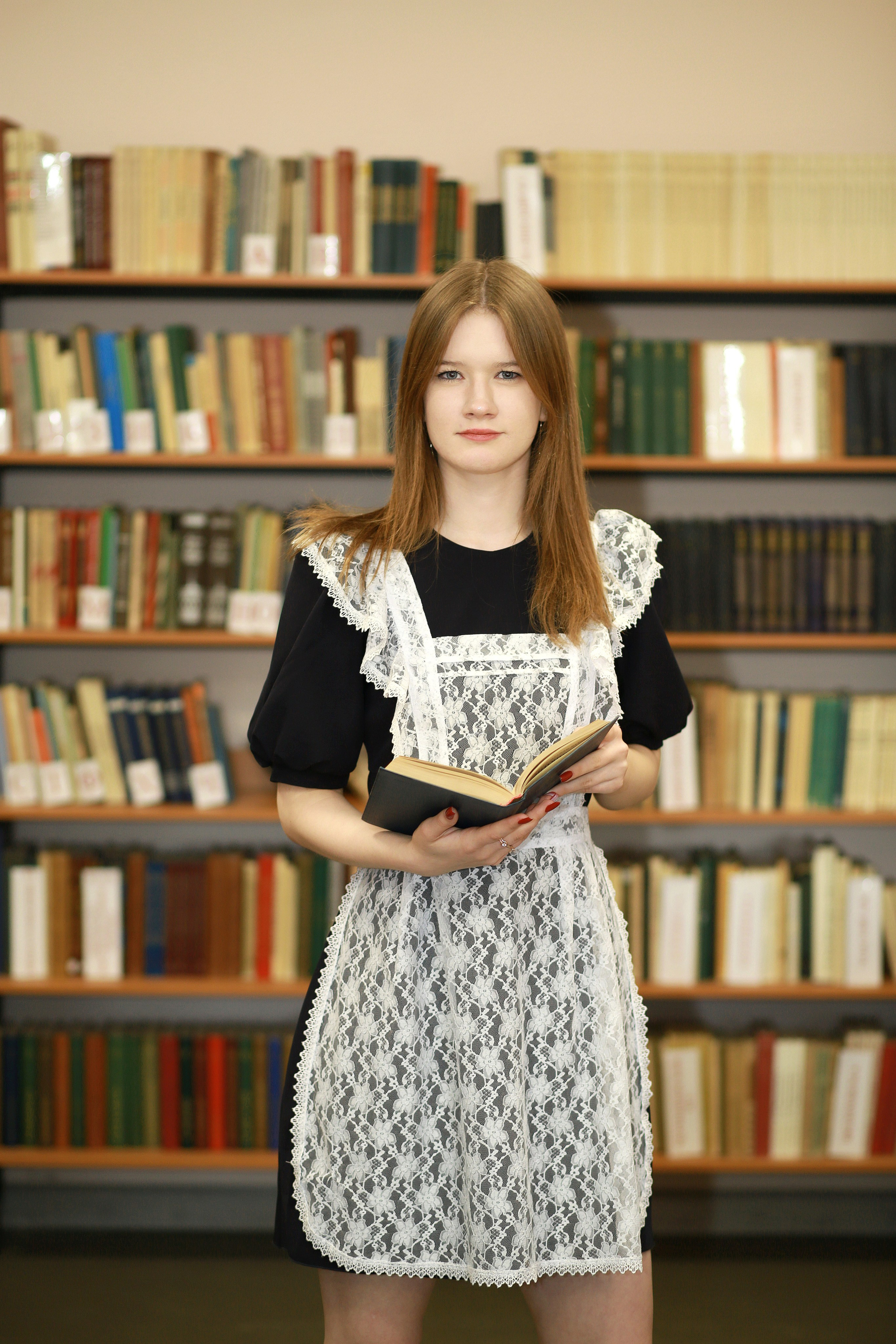 Съемка в библиотеке. Выпускные альбомы Воронеж от Веры Соколовой