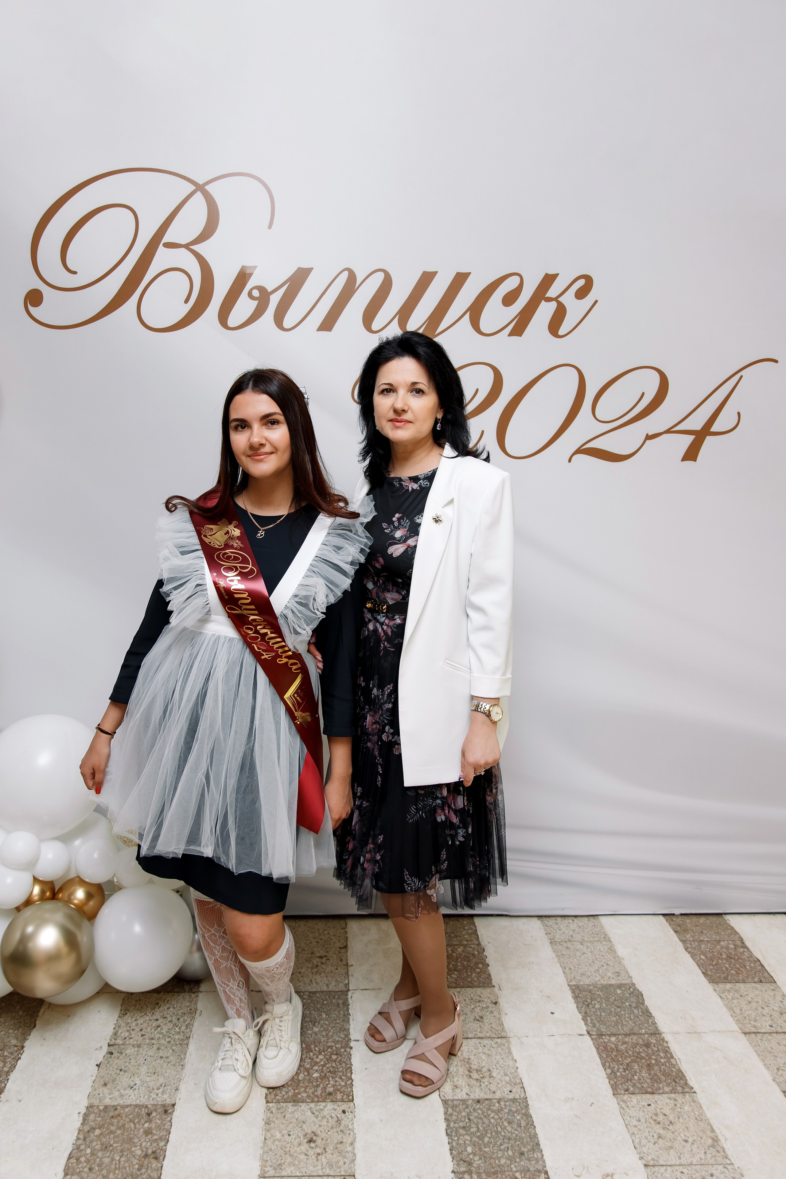 11 класс Последний звонок. Фотограф Любовь Корниенко, Примоский край