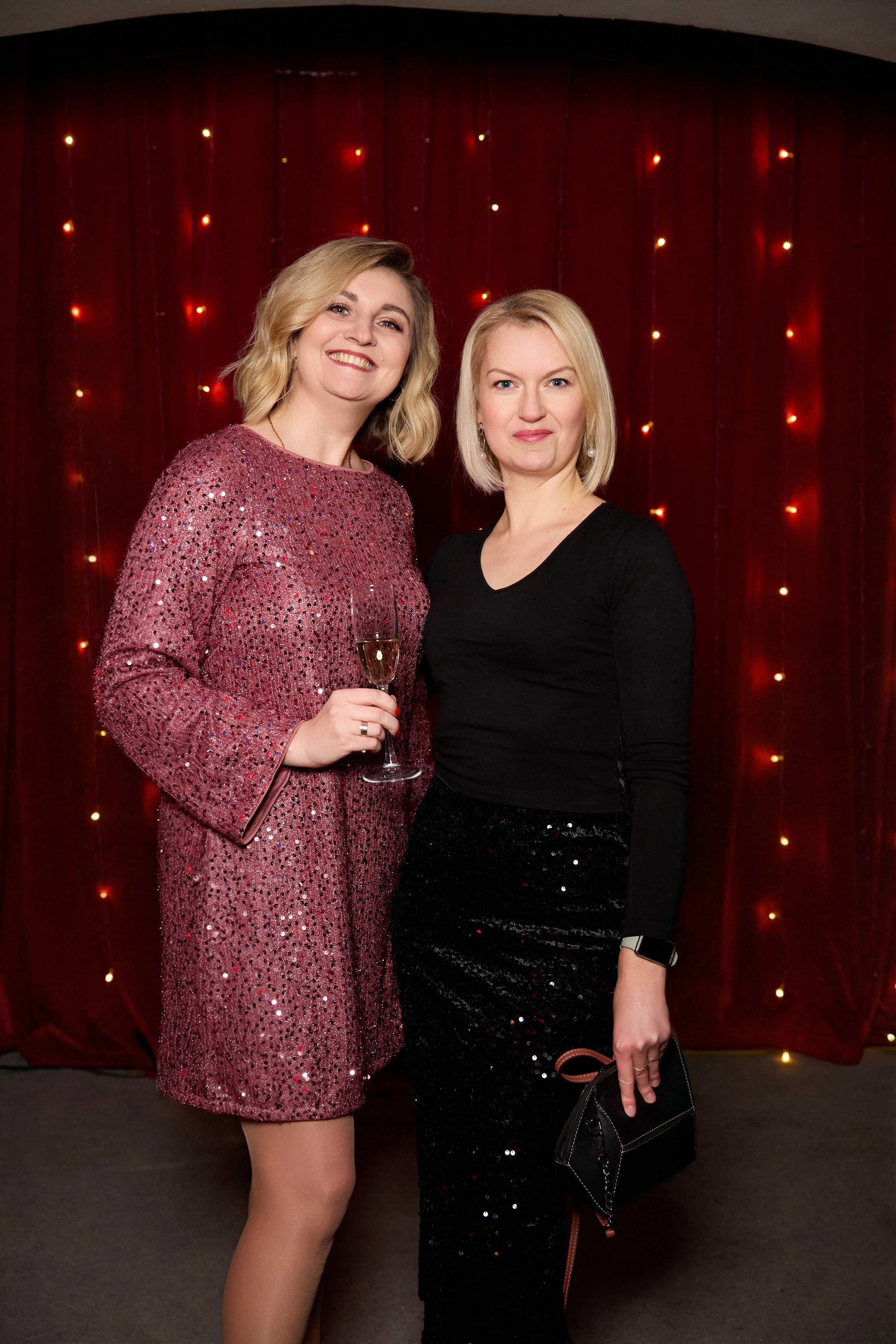 фото с подружек на корпоративе