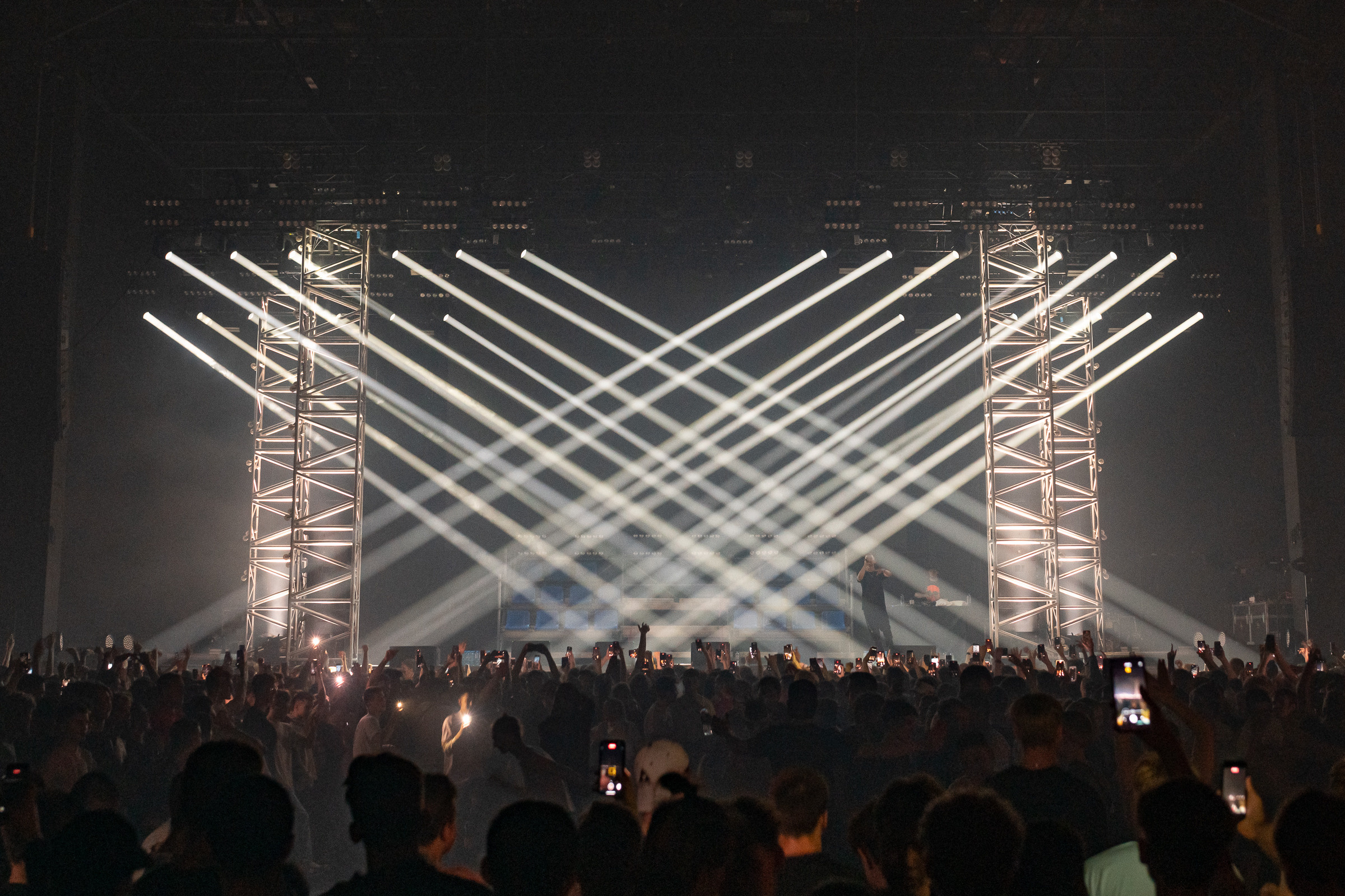 OBLADÁET / 2021. OOPS