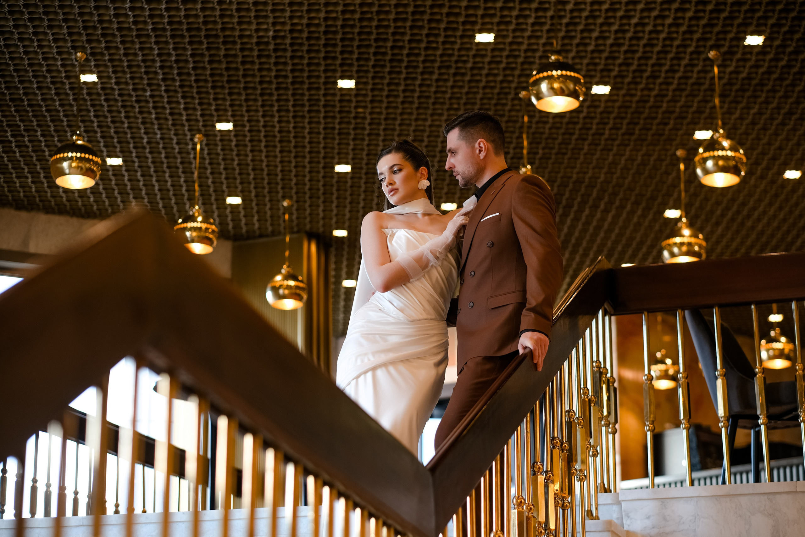 Свадебная фотосессия в театре драмы имени Наума Орлова. Свадебный фотограф в Челябинске Сырчикова Наталья