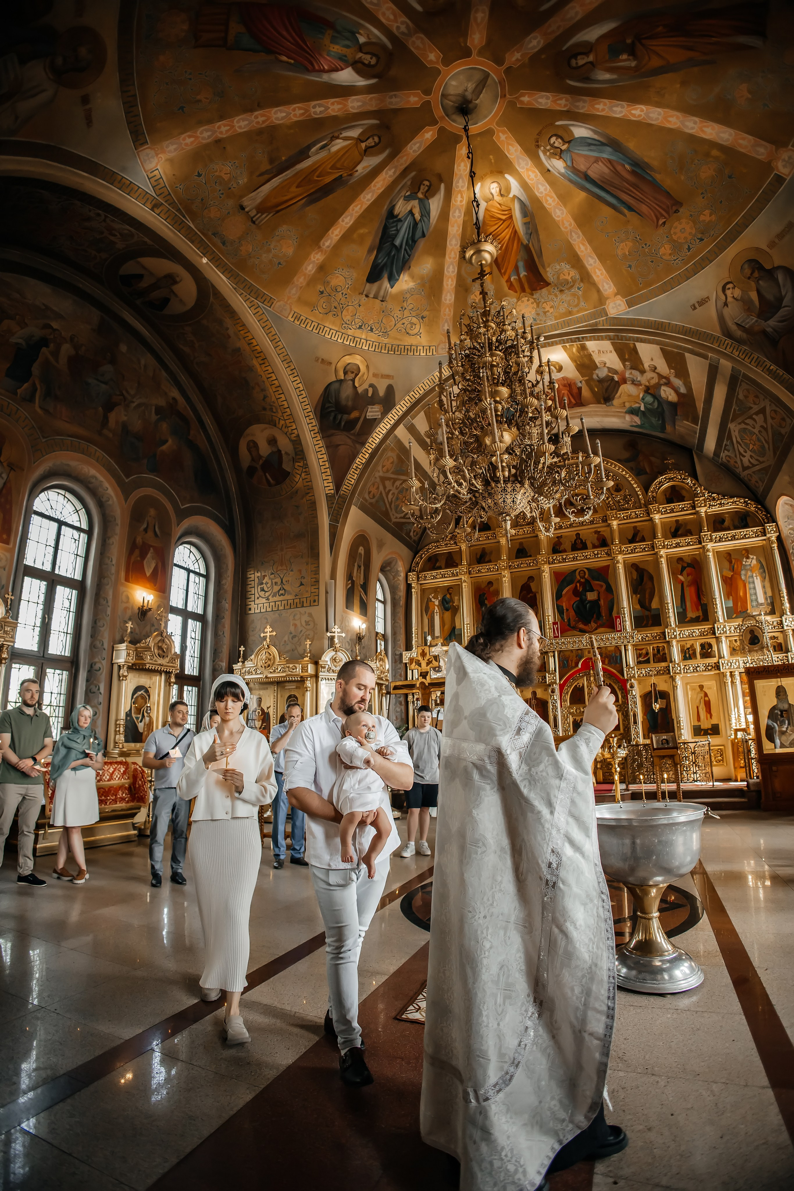 Крещение Артемия в Храме Николая Чудотворца в Ангелово. Фотограф на крещение и венчание Москва  Надежда Баланина