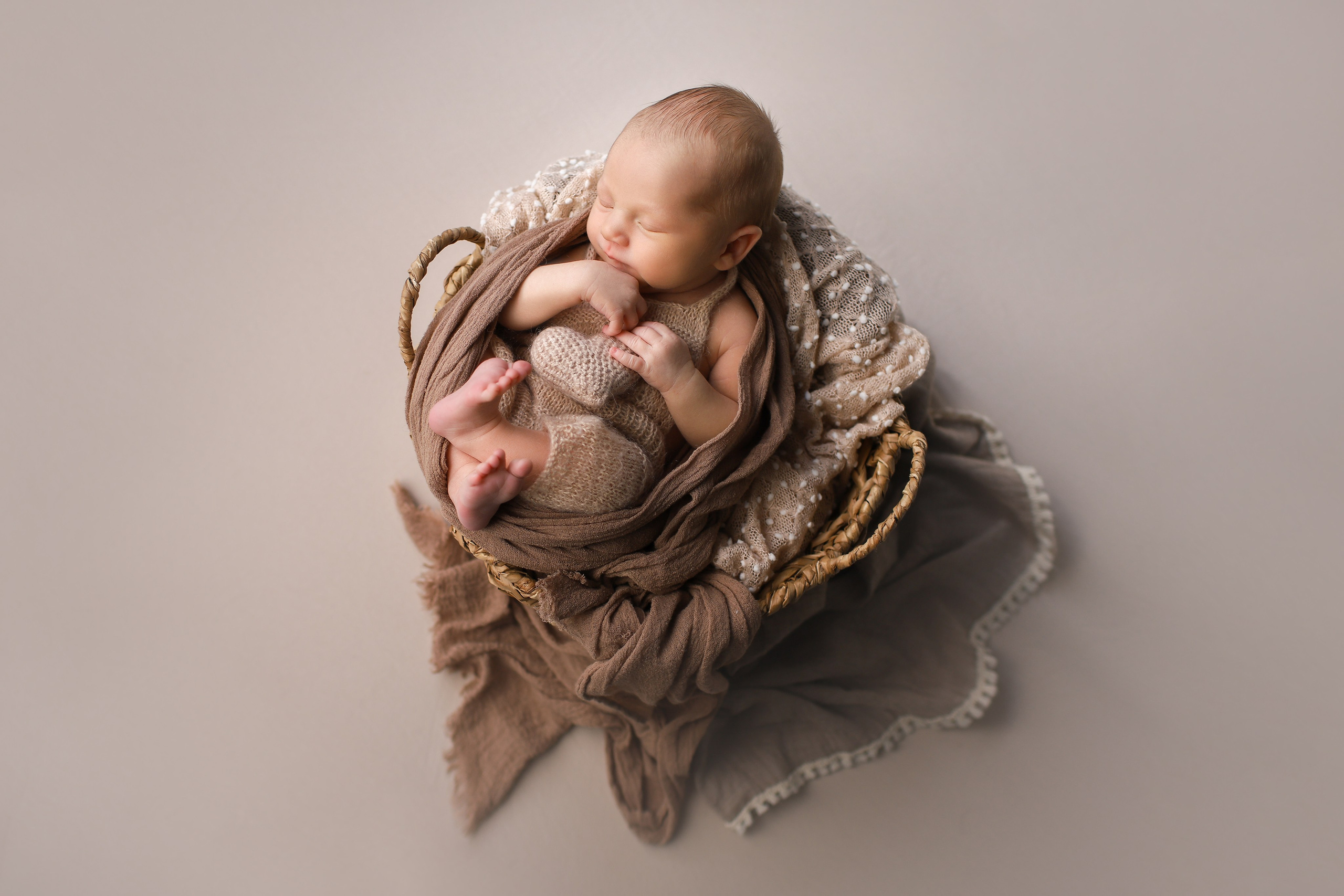 Фотосессии новорожденных в Екатеринбурге. Ирина Кан Фотограф новорожденных в Екатеринбурге