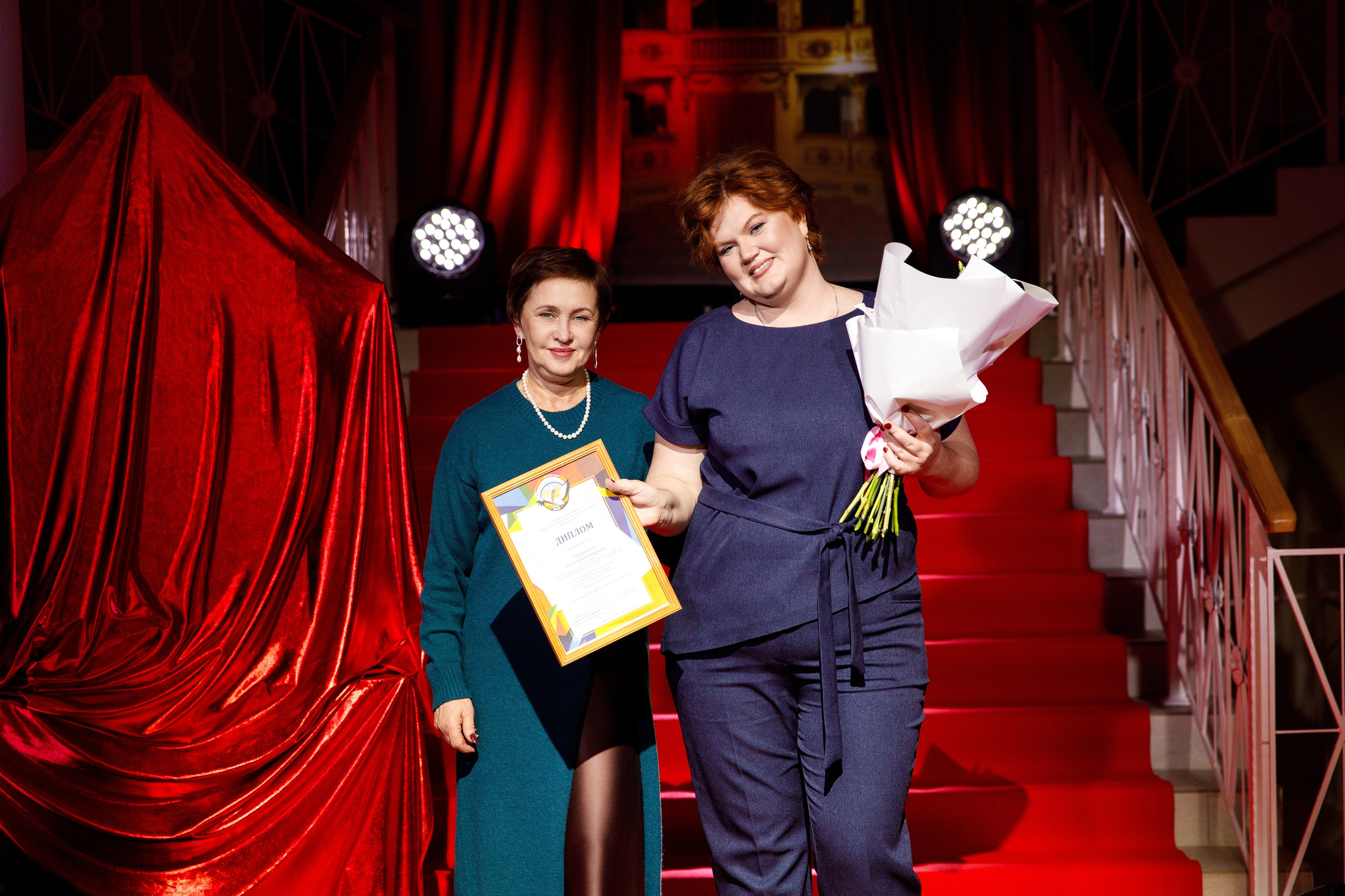 Награждение победителя конкурса «Учитель Года» г. Горнозаводск. Фотограф Дмитрий Молчанов | Фотограф Пермь | Фотограф