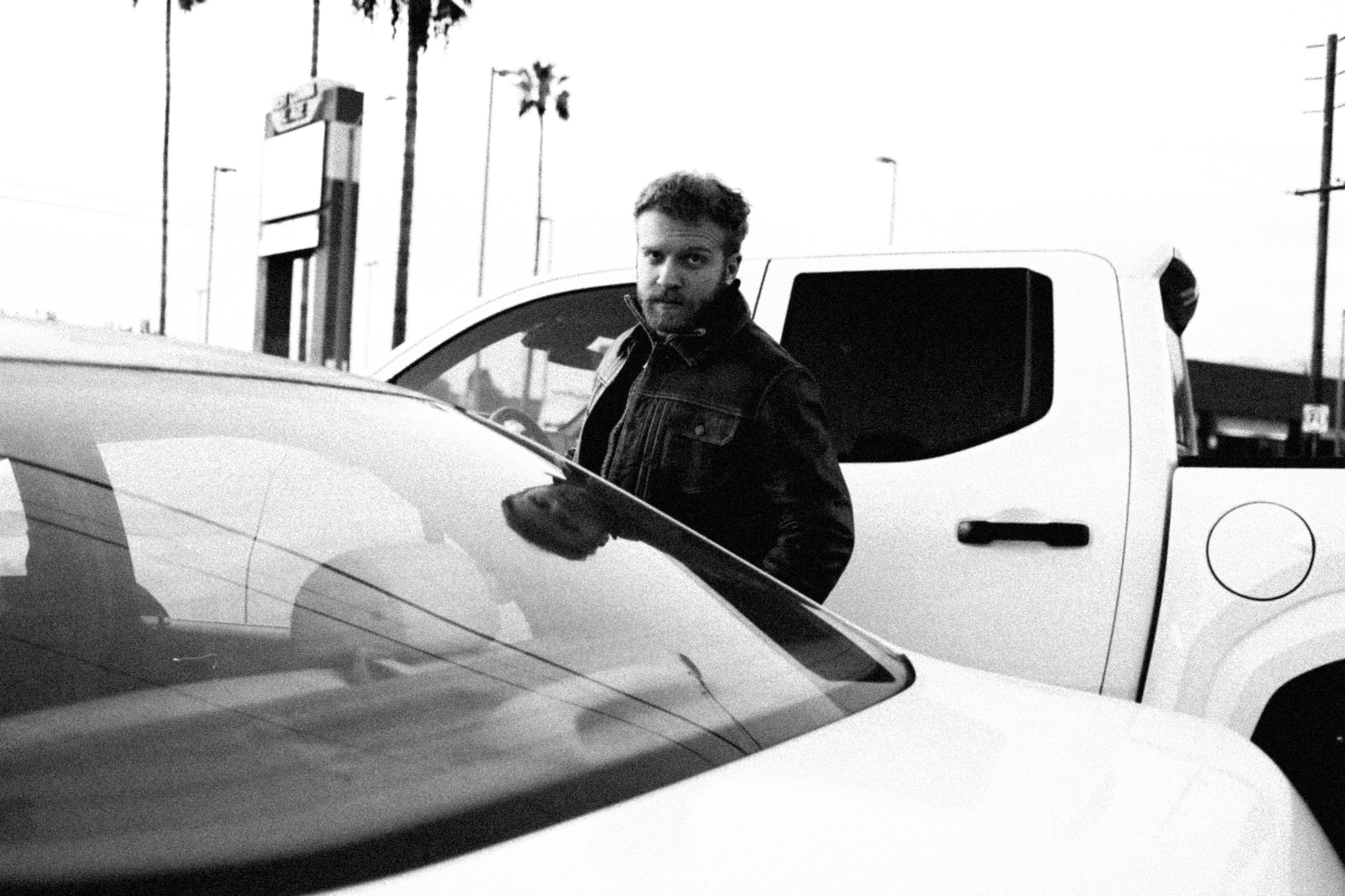 Behind the scenes. Portrait and backstage photographer Nina Crane