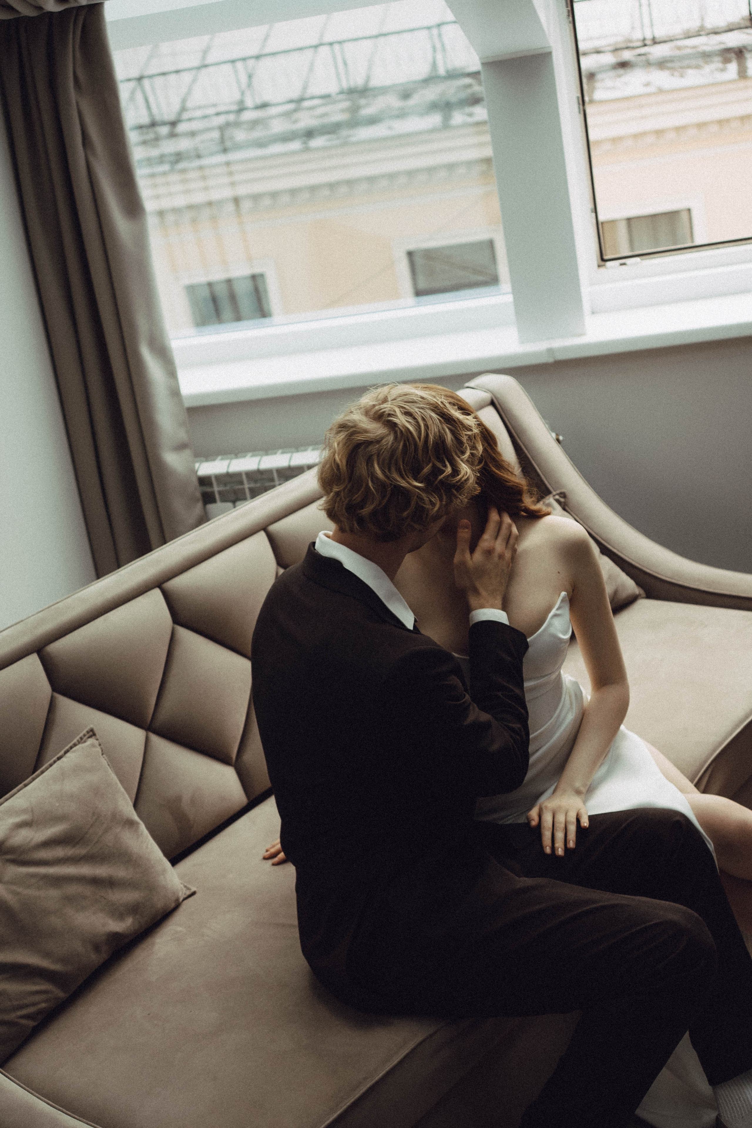 СВАДЕБНАЯ СЬЕМКА В ОТЕЛЕ. СБОРЫ ЖЕНИХА И НЕВЕСТЫ И ТАКЖЕ ТОР И ПОДГОТОВКА К ПРОГУЛКЕ. Профессиональный фотограф, Санкт-Петербург — Виктория Богомолова