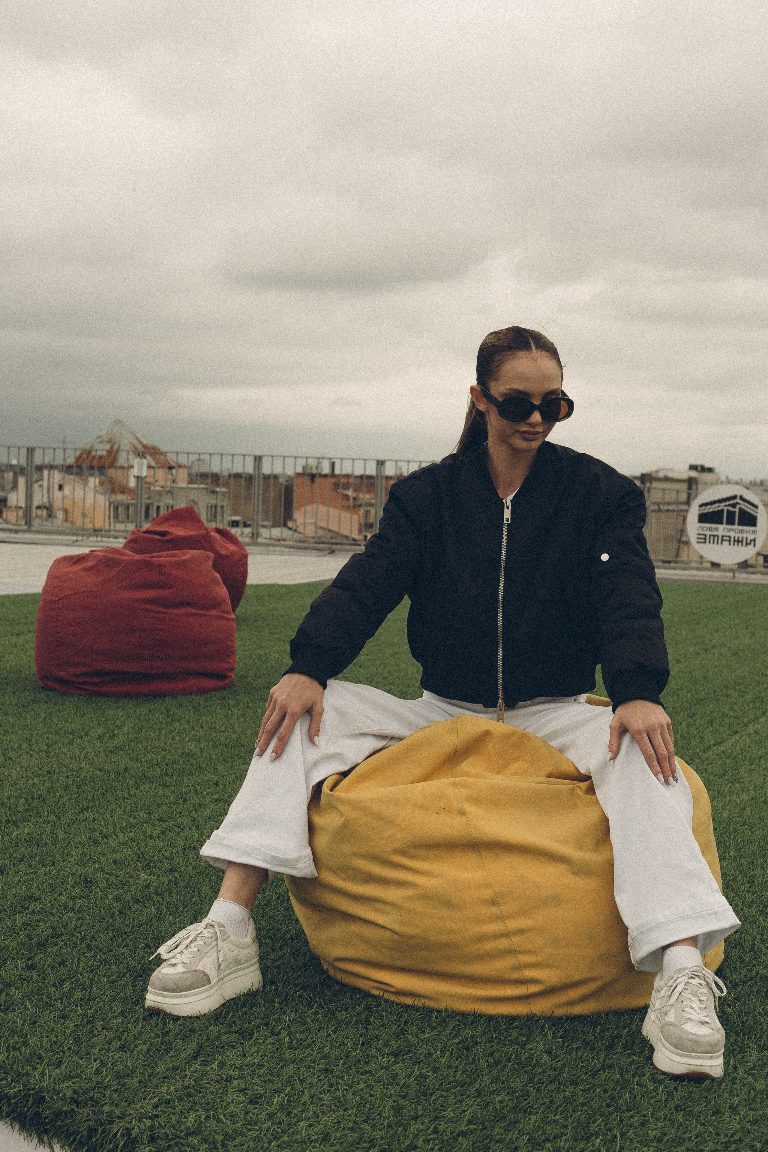 МЫ ГУЛЯЛИ ПРО КРЫШАМ ПИТЕРА. Профессиональный фотограф, Санкт-Петербург — Виктория Богомолова