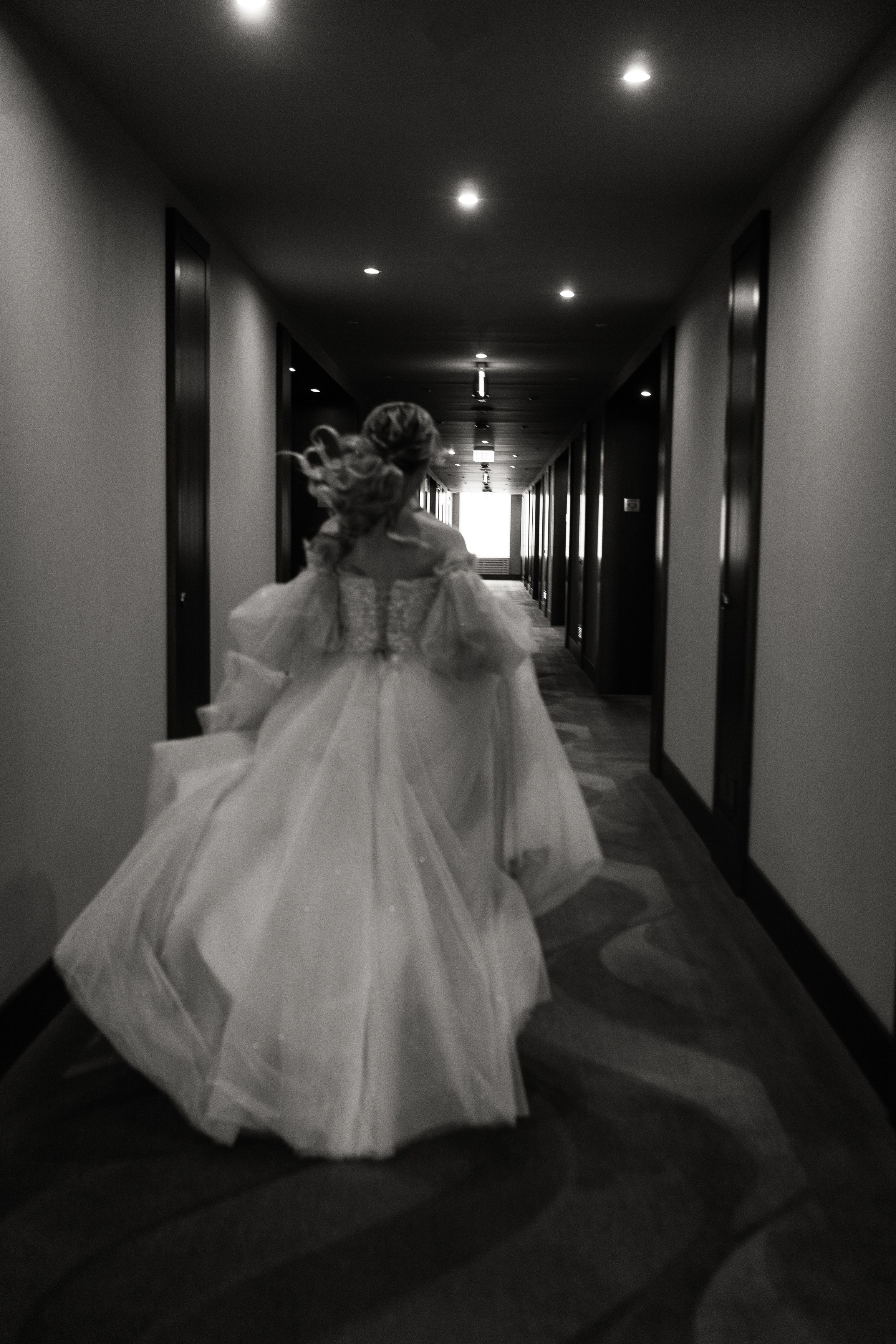 Свадебный фотограф Уфа — Руслан ГабдлисламовЖивые эмоции, красивые кадры, воспоминания на всю жизнь.Работаю по всей Республике Башкортоста. Свадебный фотограф Уфа Руслан Габдлисламов