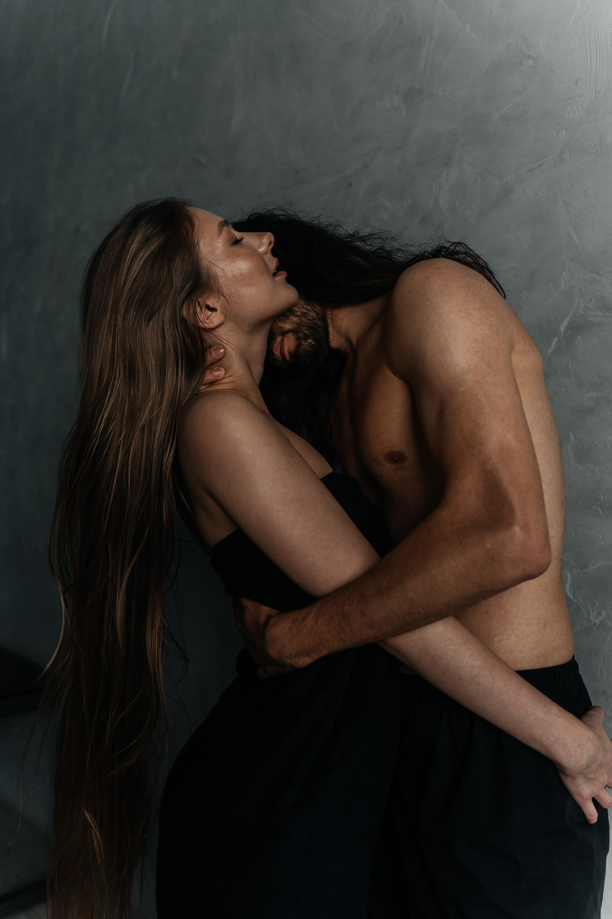 Массажный салон. Для тех, кто не ждёт удачи, а создаёт её. Каждая фотосессия — это твой момент, твой стиль, твой успех. 📸