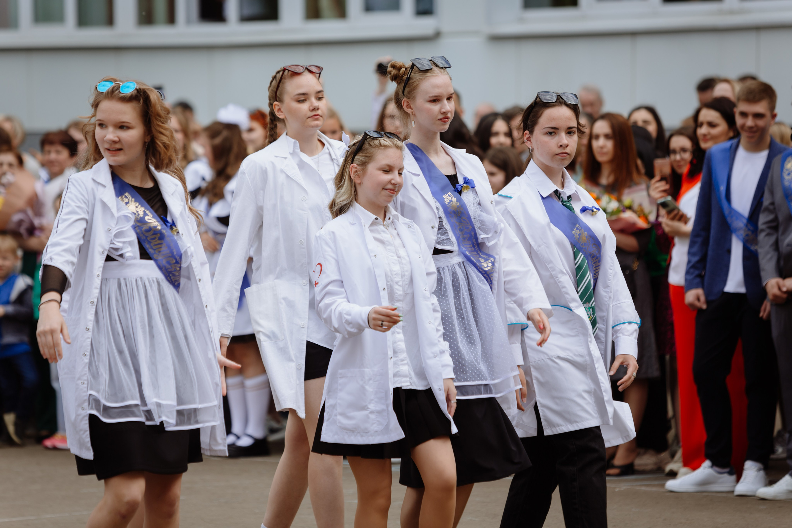 Последний звонок 2024 (3 часа фотосъемки). Профессиональный фотограф Надежда Антонова