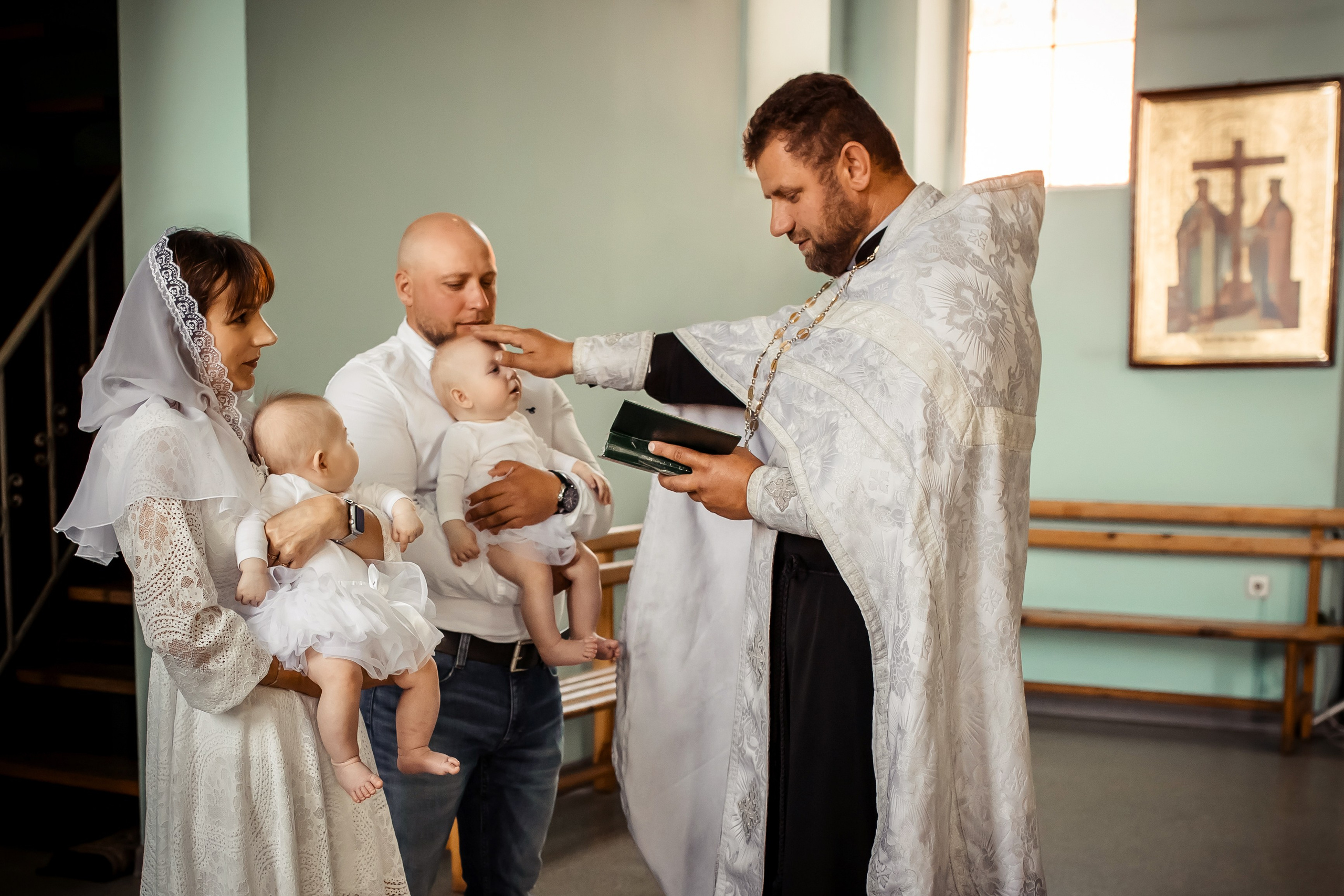 Крещение Милании и Эмилии