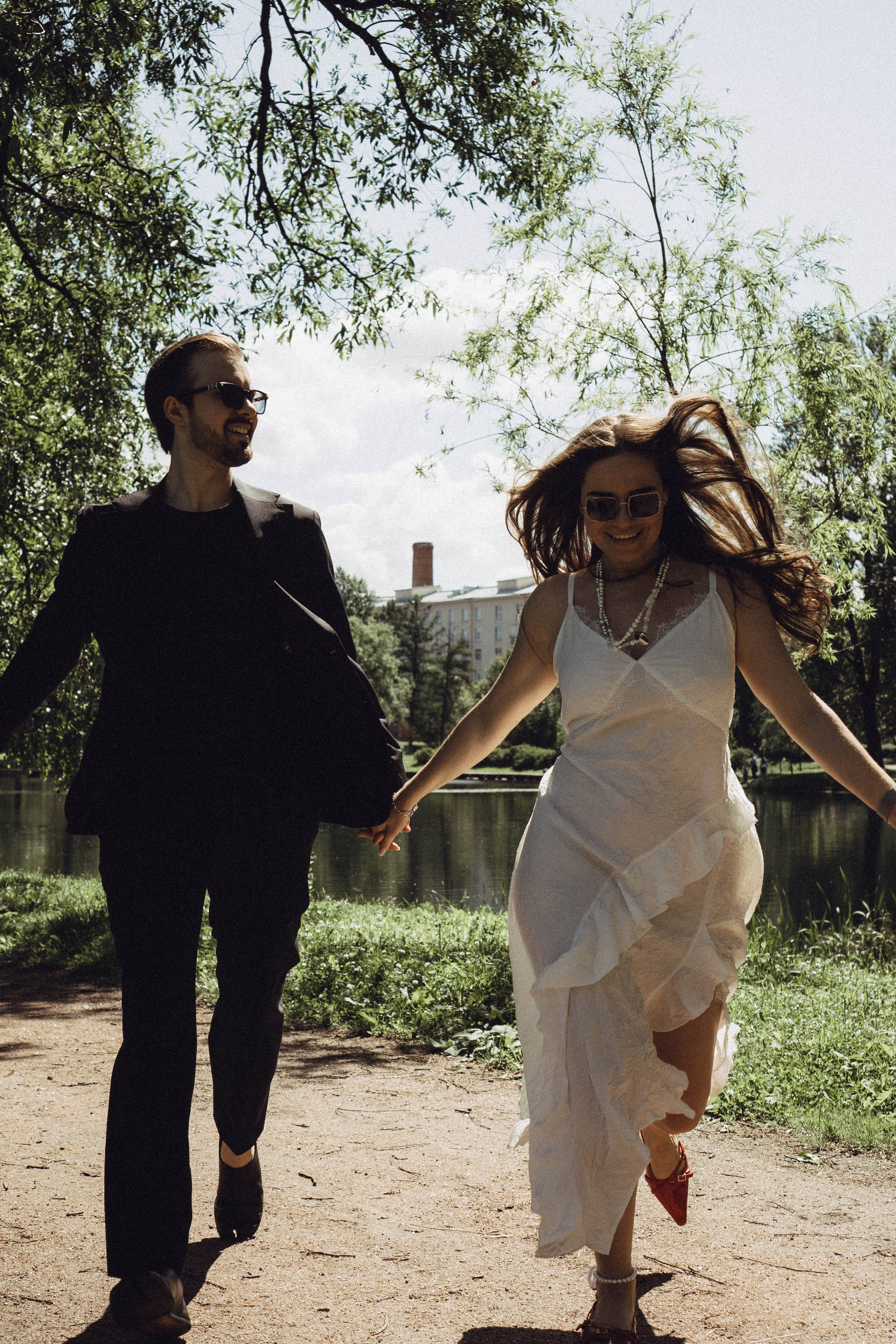 СВАДЕБНАЯ СЬЕМКА В ПАРКЕ ПОБЕДЫ И ПРОГУЛКА ПО МОСКОВСКОМУ ПРОСПЕКТУ. Профессиональный фотограф, Санкт-Петербург — Виктория Богомолова