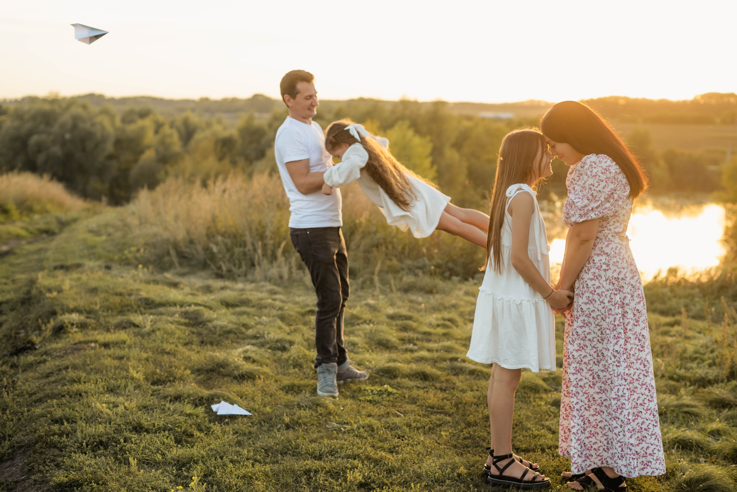 Закат в августе в шубке лисы. Свадебный и семейный фотограф в Новосибирске, Санкт-Петербурге, Москве