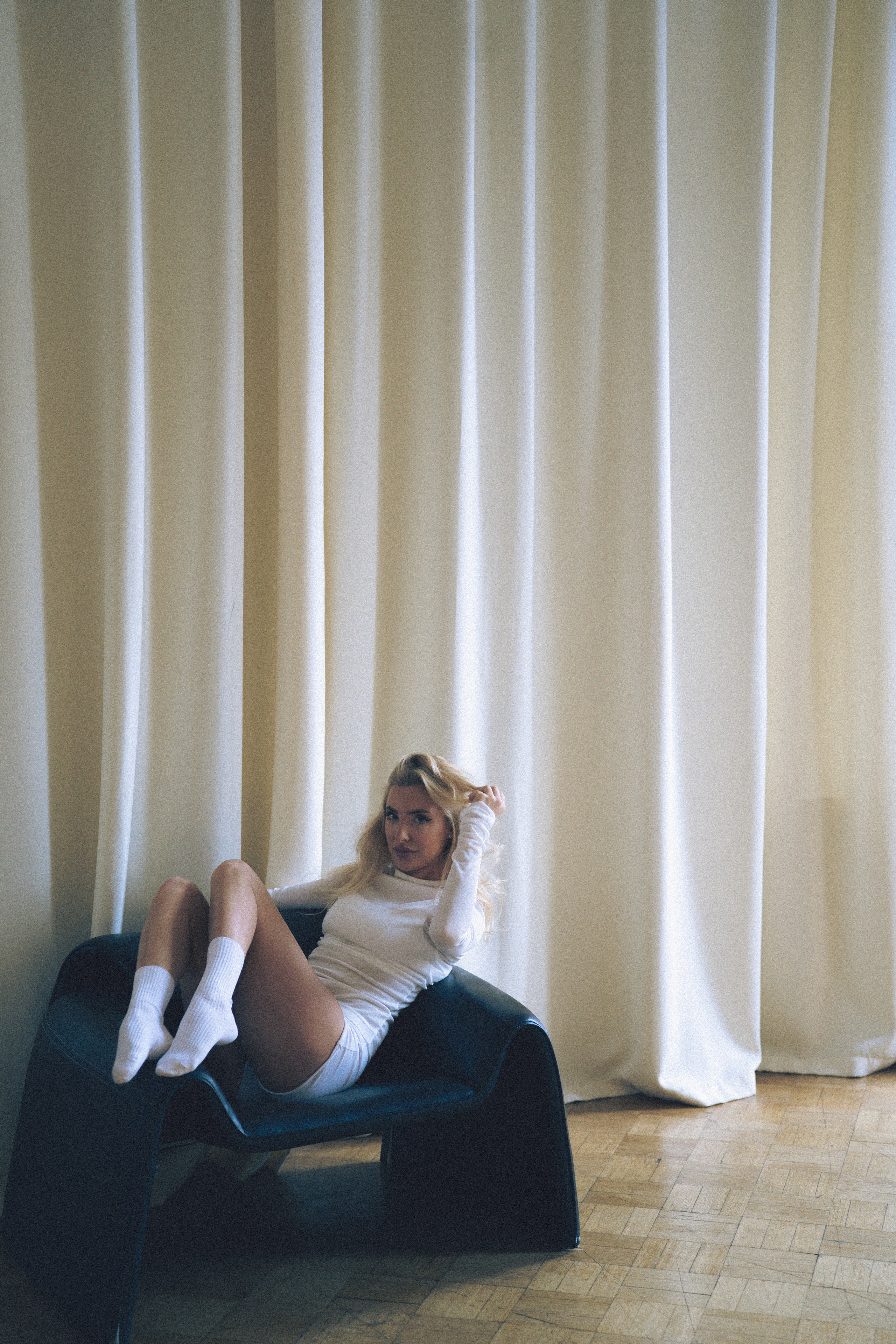 МИНИМАЛИЗМ В СТУДИИ НА ЧЕРНЫШЕВСКОЙ В СТУДИИ С БАЛКОНОМ. Профессиональный фотограф, Санкт-Петербург — Виктория Богомолова