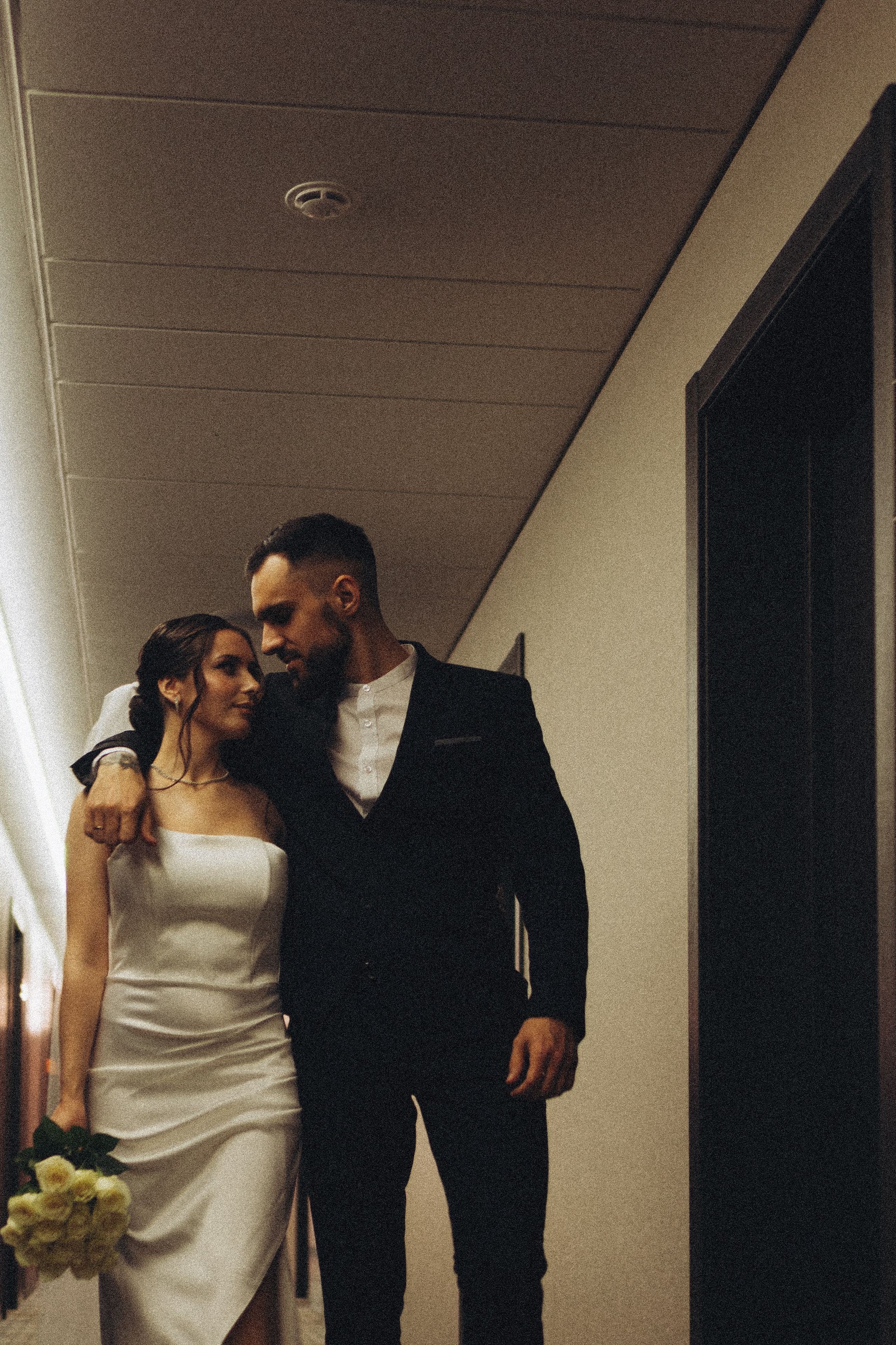 СВАДЕБНАЯ СЬЕМКА СБОРОВ ЖЕНИХА И НЕВЕСТЫ В ОТЕЛЕ И ТАКЖЕ ФОТОСЕССИИЯ В ОТЕЛЕЕ МЕГАПОЛИС БРЯНСК. Профессиональный фотограф, Санкт-Петербург — Виктория Богомолова