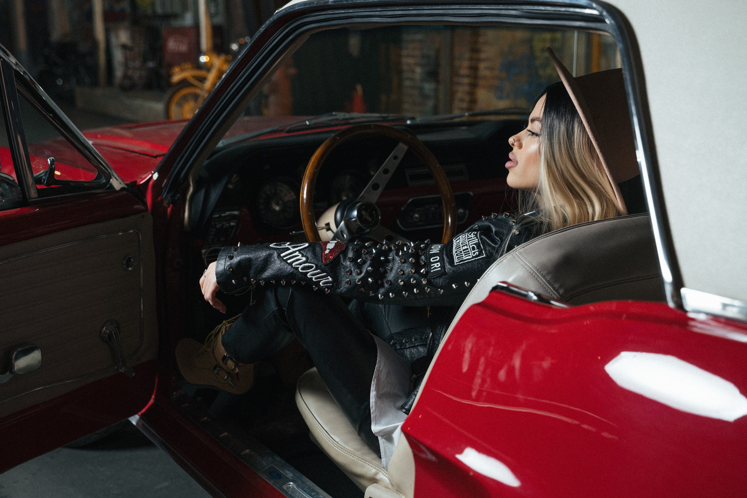 Фотосессия Ретро Cars. Свадебный и портретный фотограф в Москве Гудумак Евгений