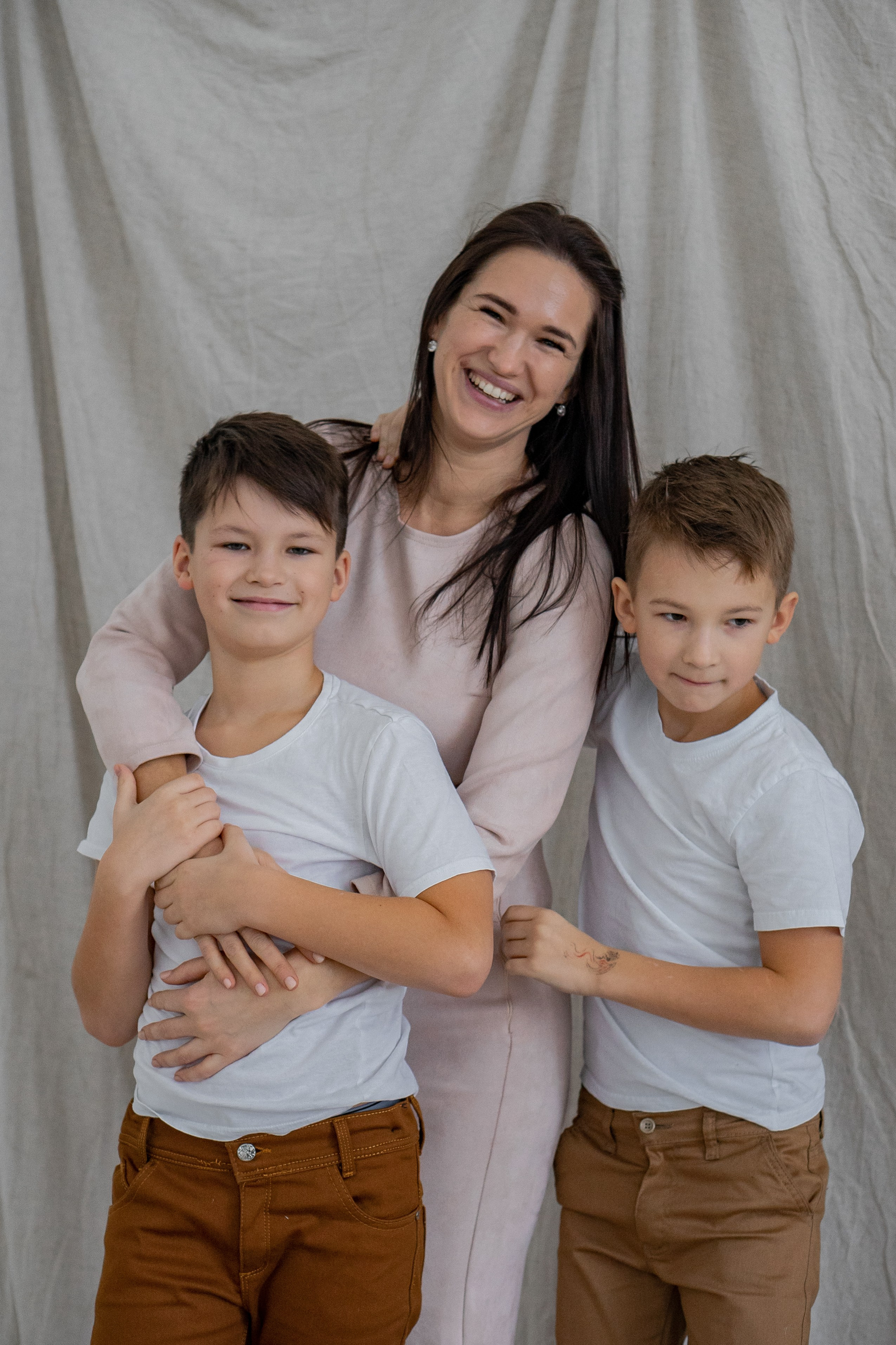 Семья Н. в фотостудии. Фотограф Ольга Игорева