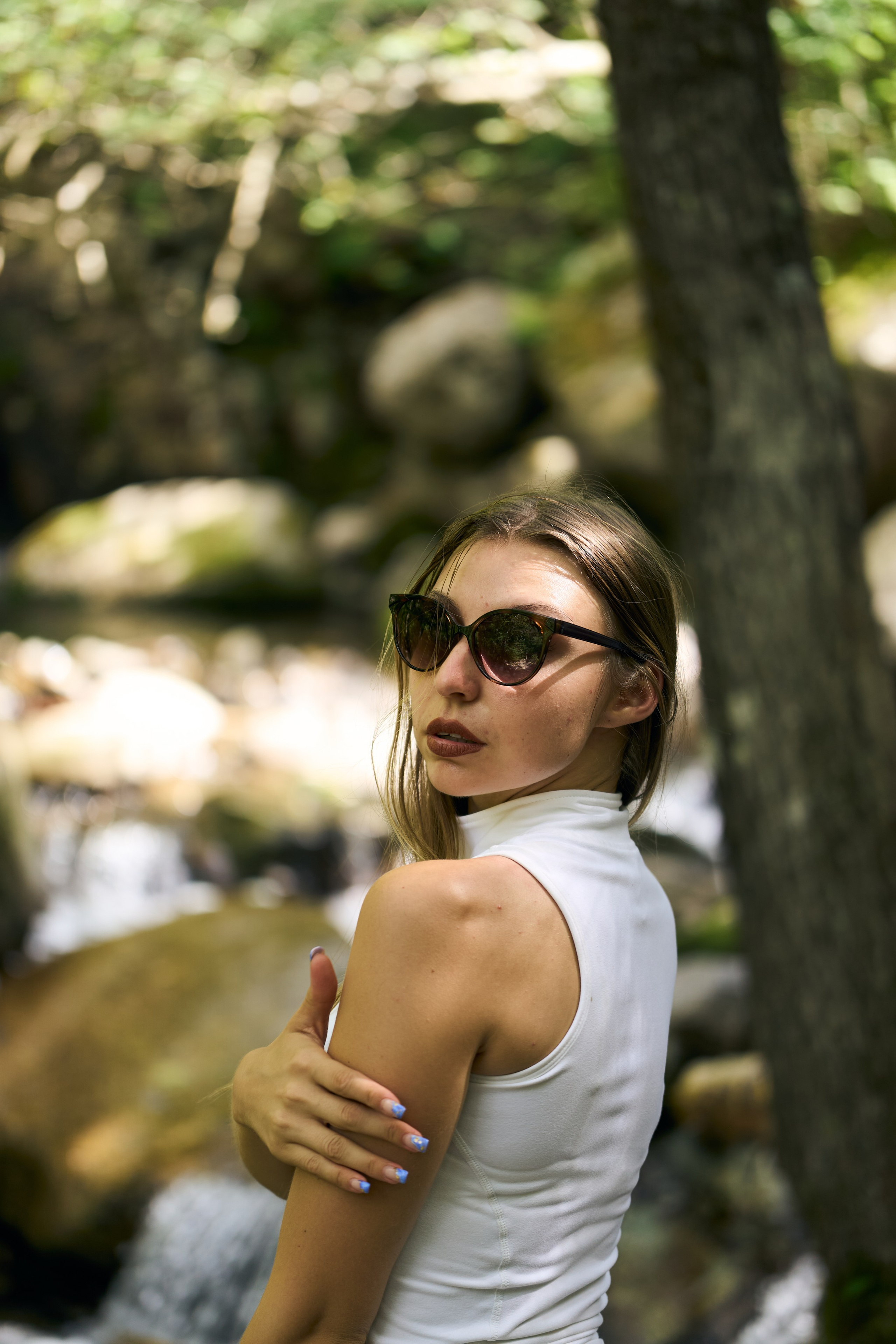 Репортаж трекинга тур группы. Фэшн-фотография и портреты в Владивостоке. Превращаю съёмку в повествование — создаю образы с сюжетом, которые остаются в памяти