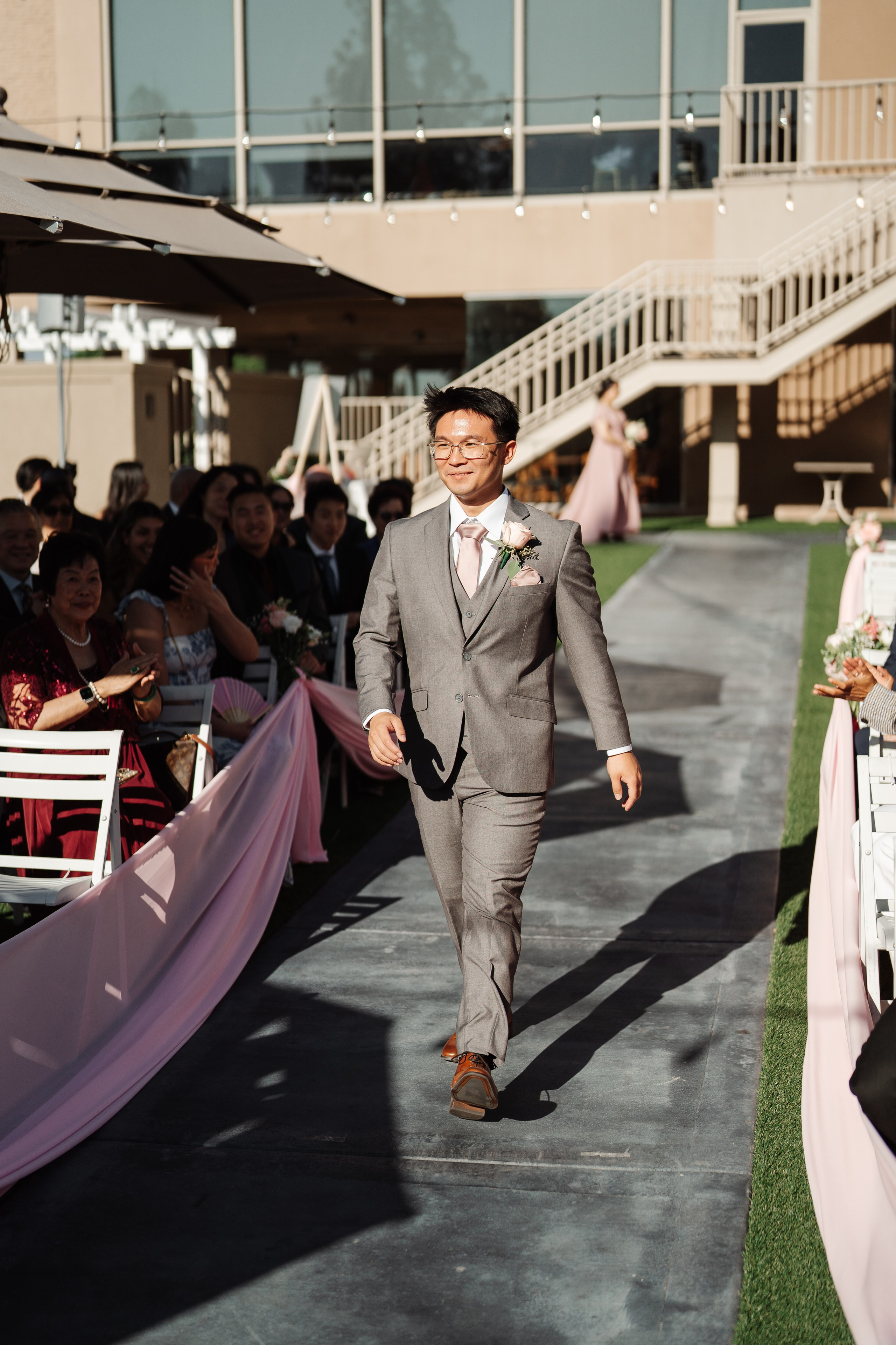 2025-08-16_AndreaChristopher. Ретушер Зенькевич Света