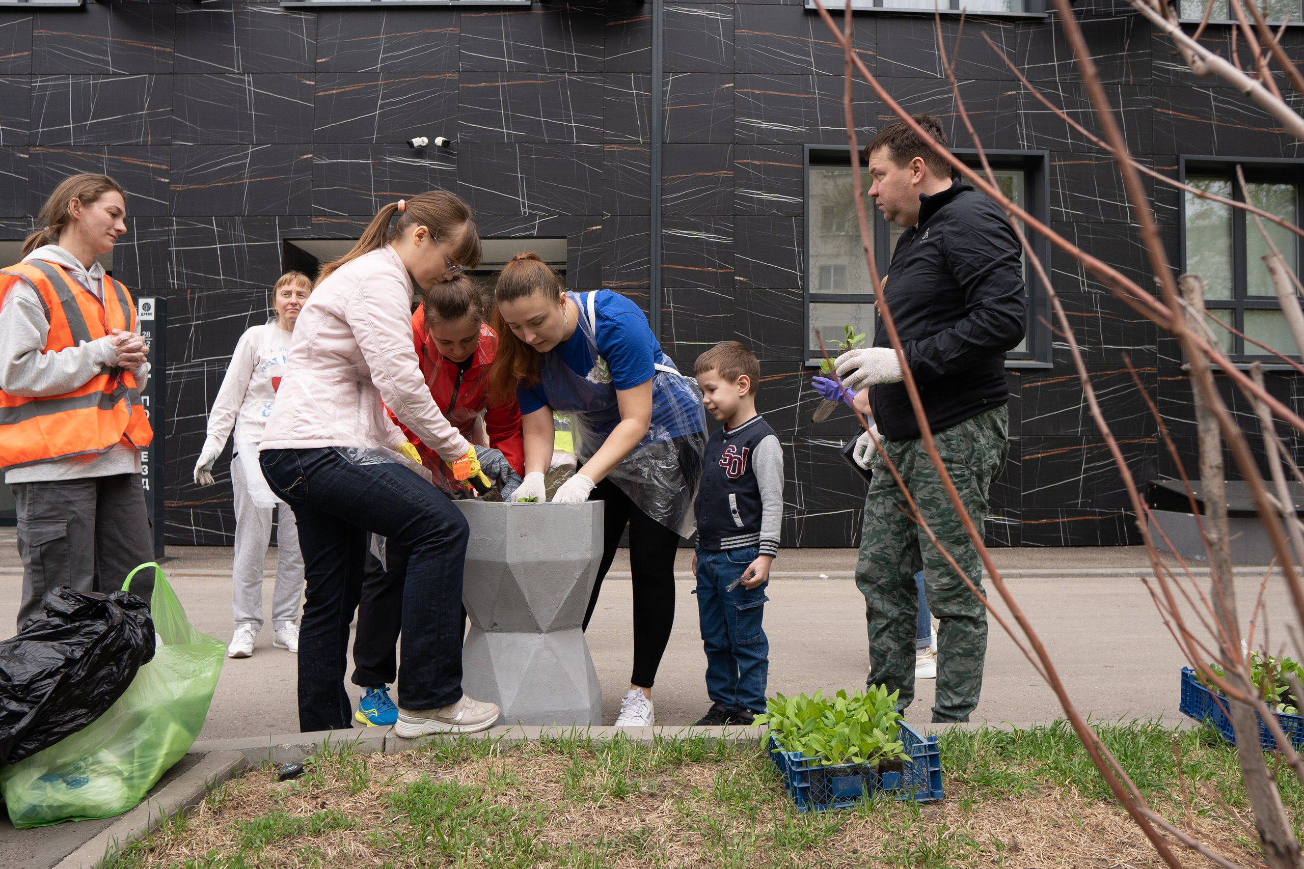 Субботник в ЖК «Панова парк». Фотограф в Самаре Иван Булатов