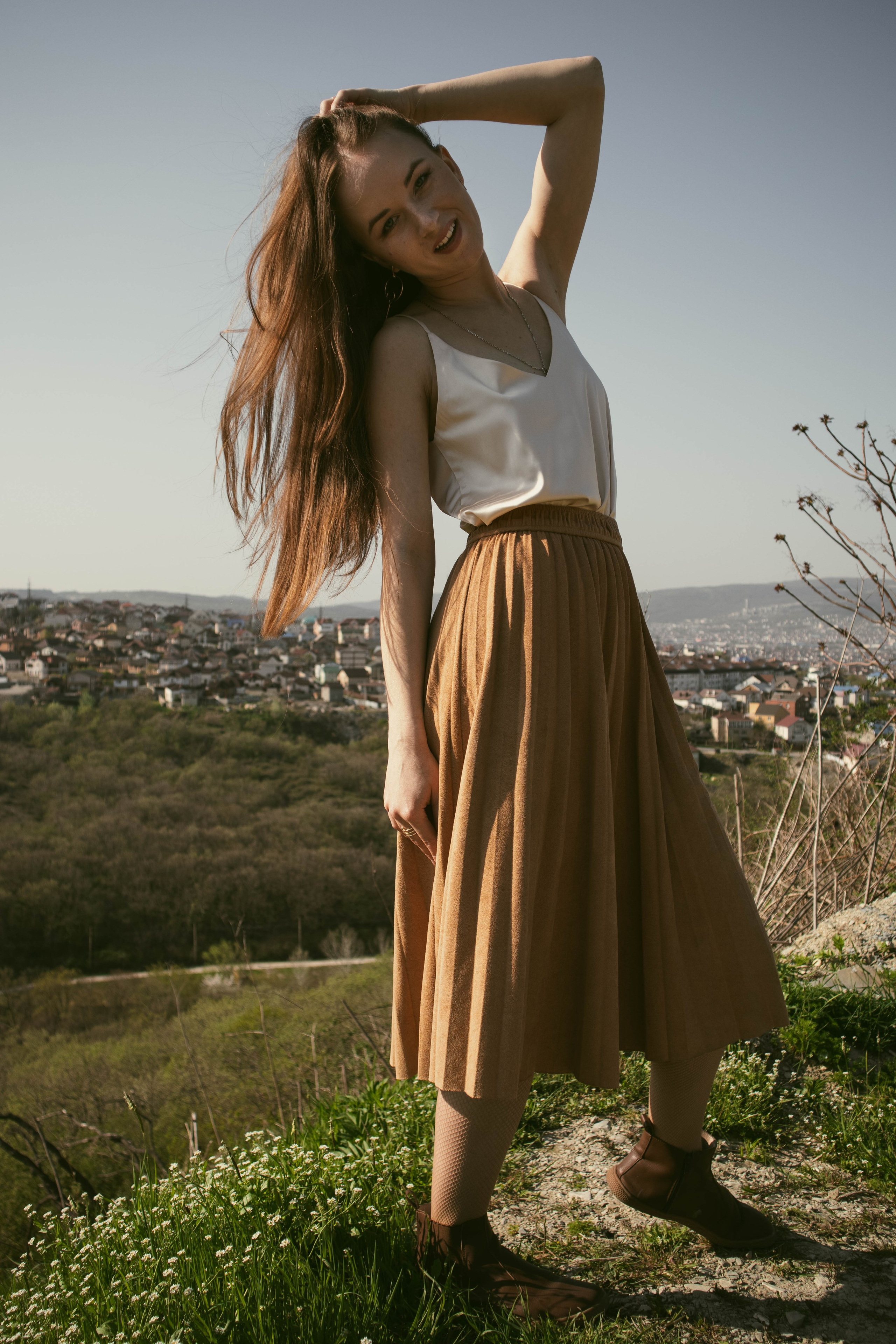 «Деревья шепчут, горы молчат». Уличный фотограф Города N