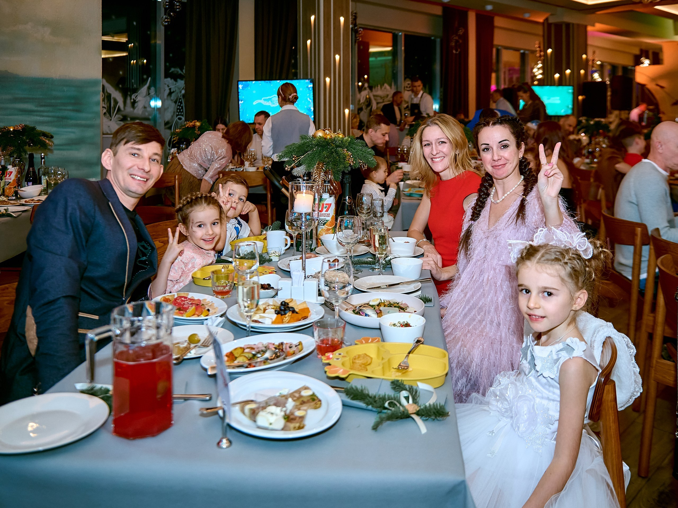 Новый год | отель Аквамарин. Свадебный фотограф, видеограф, рилсмейкер в Санкт-Петербурге и Москве