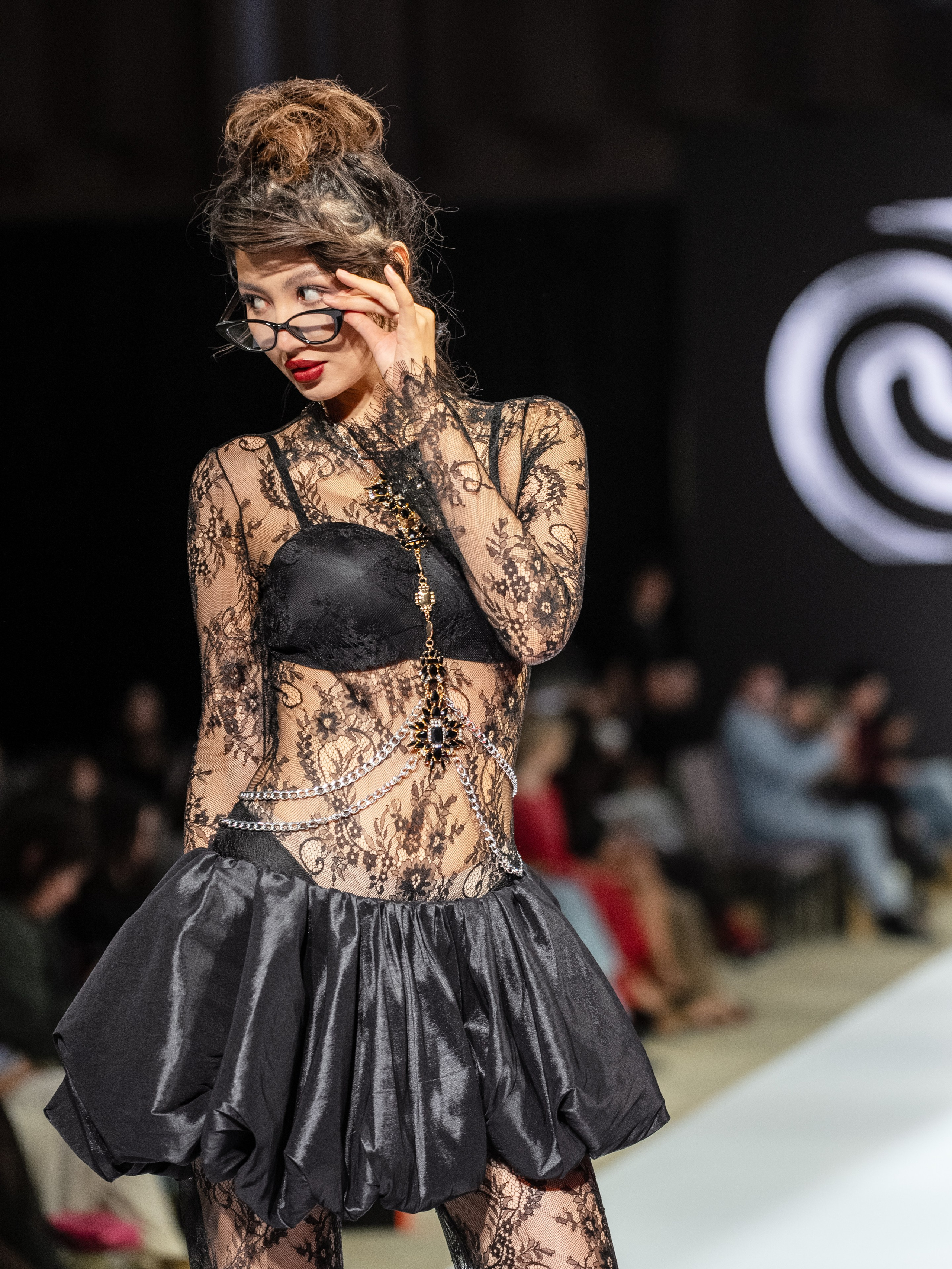 Eurasia Fashion Week Tomoyov. Сайт Алматинского НЮ АРТ, будуар и фэшн фотографа Дениса Карпенко