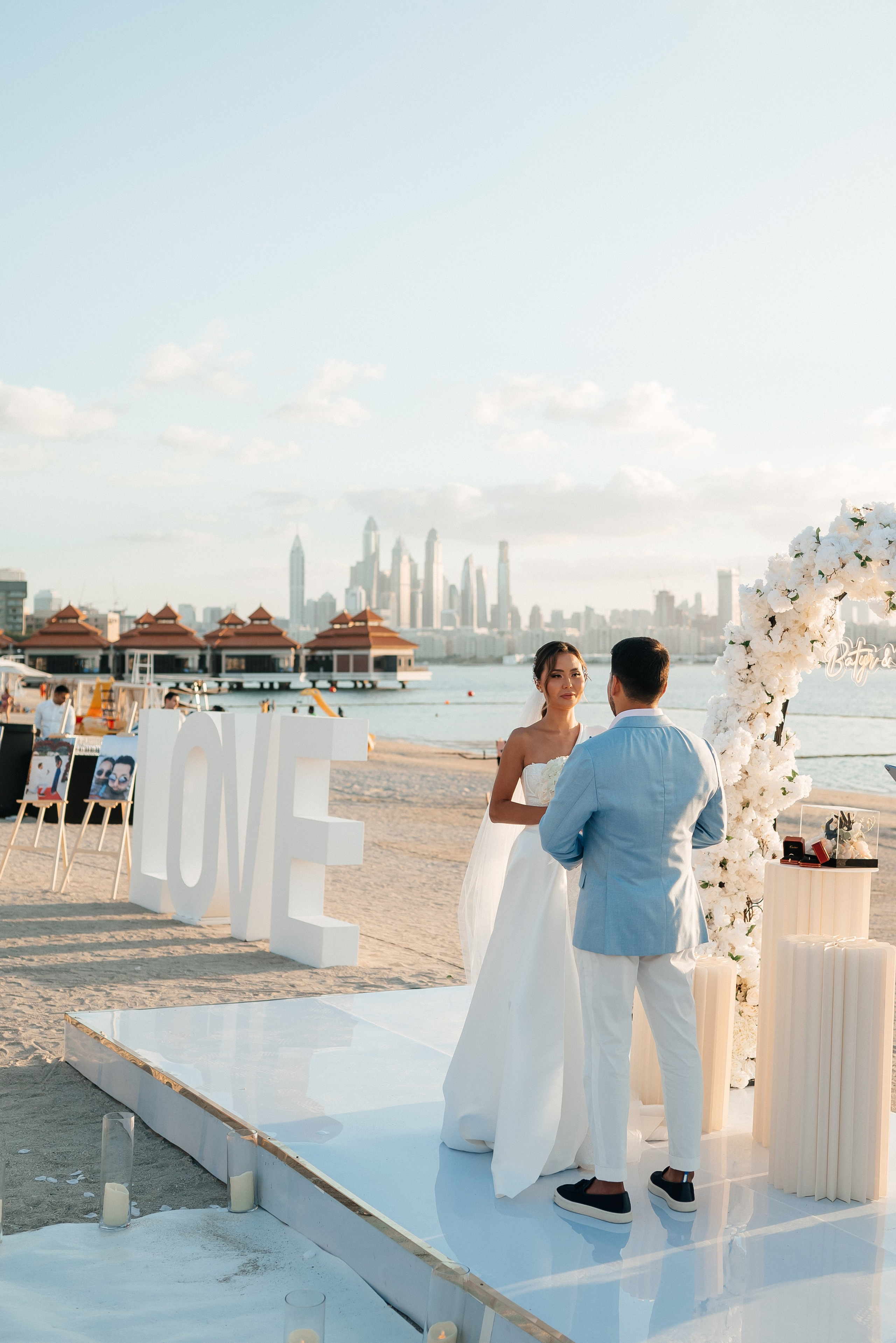 Batyr & Sabina. Wedding and family photographer in Dubai Vasilii Albul