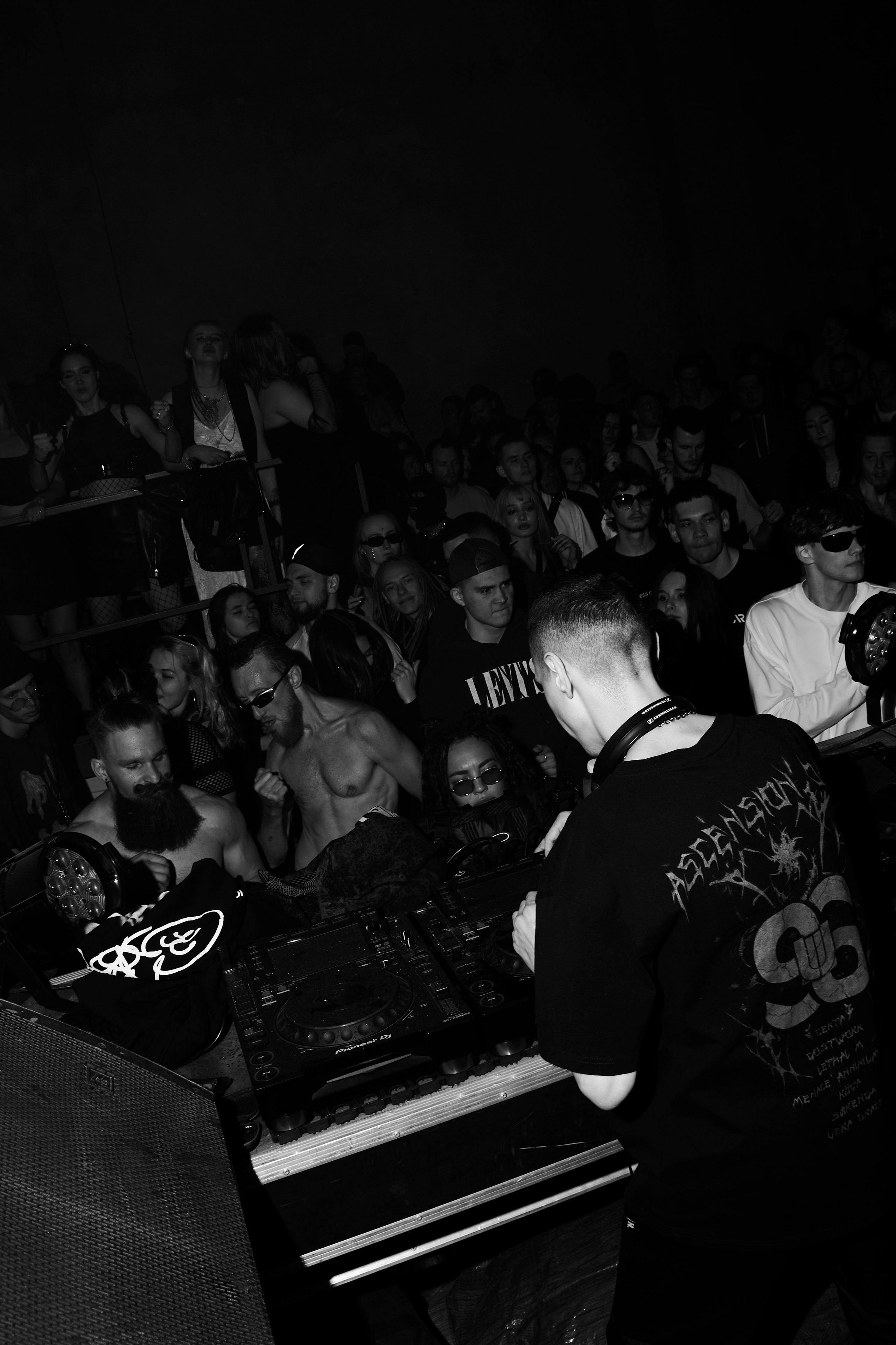 Портфолио фотографа в Екатеринбурге — примеры работ. Портретный и репортажный фотограф в Екатеринбурге Толя Настоящев