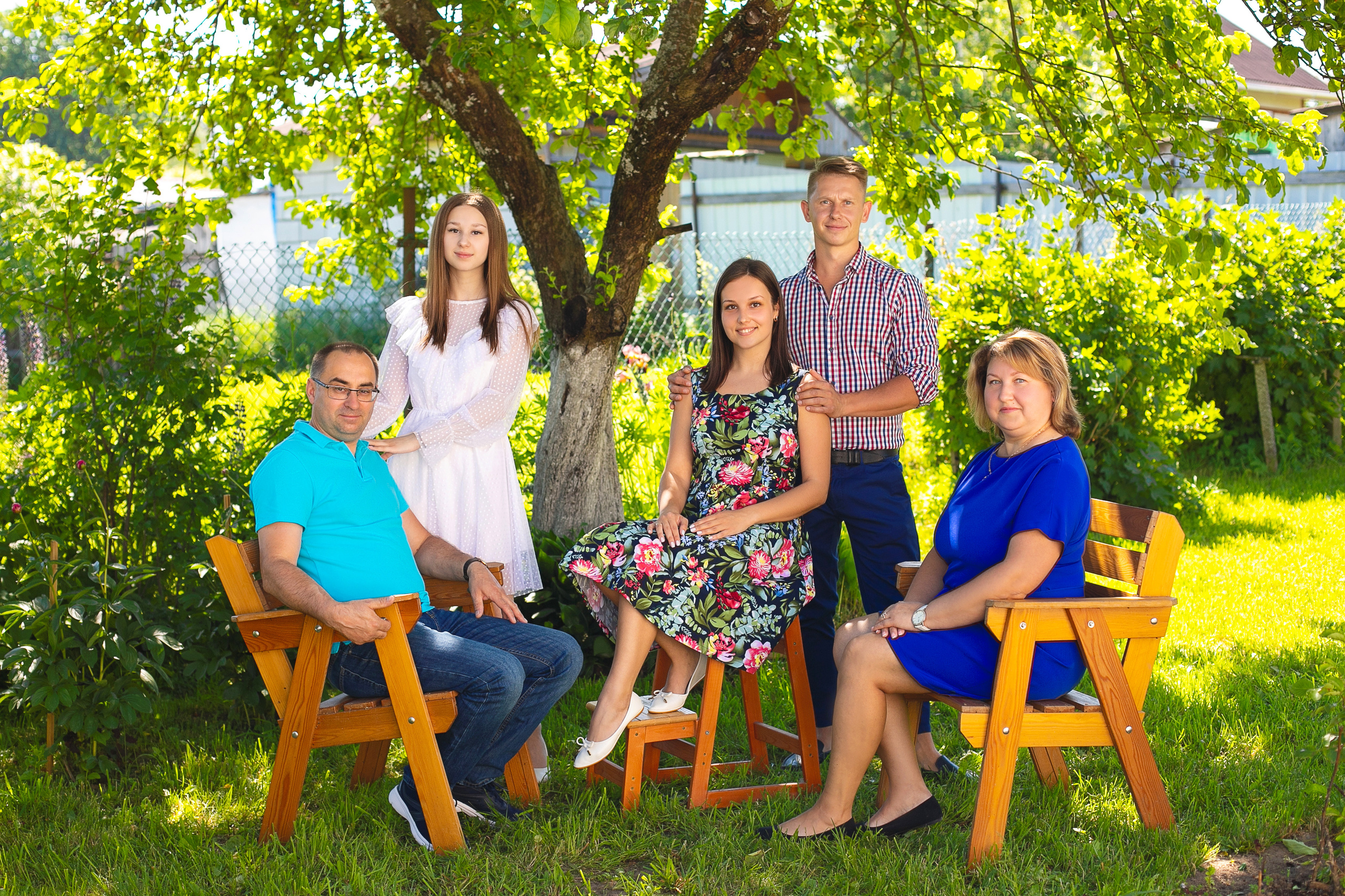 Семейная фотосессия на юбилей Анны Васильевны. Женский и семейный фотограф в Санкт-Петербурге Любовь Малышева