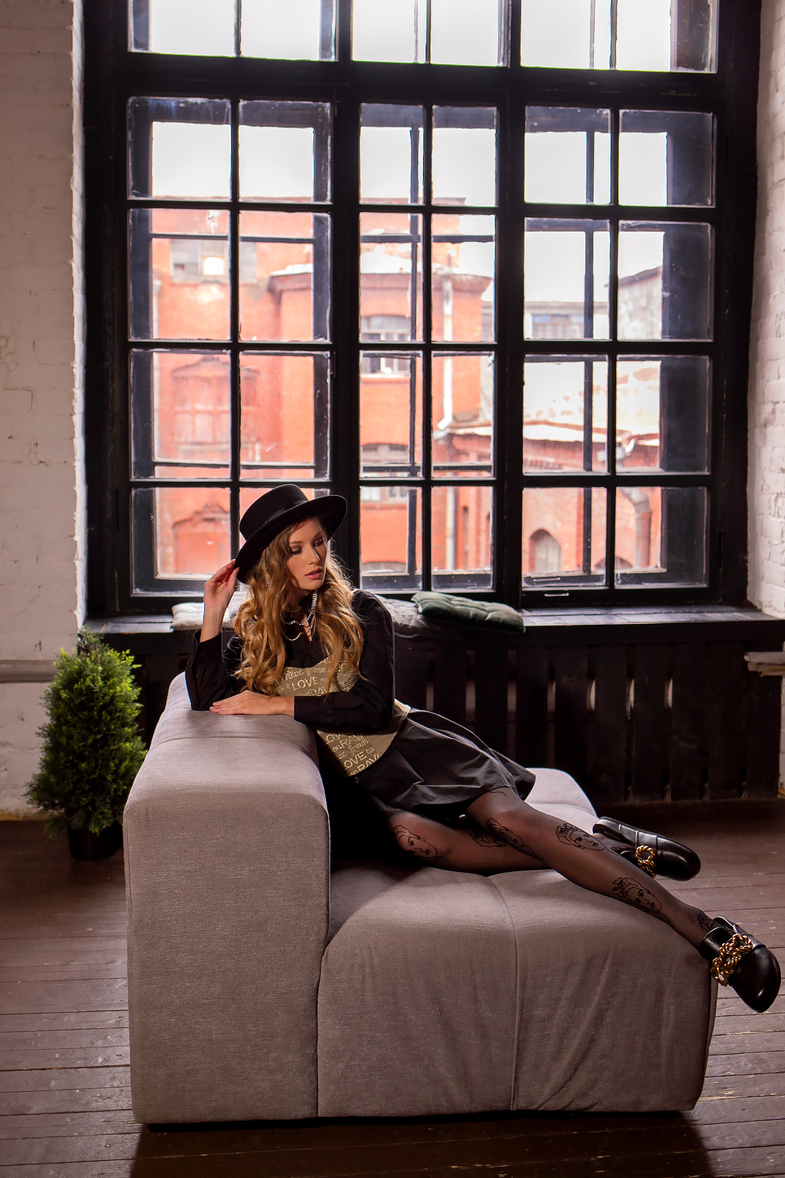 Студийная фотосессия для Валерии. Женский и семейный фотограф в Санкт-Петербурге Любовь Малышева