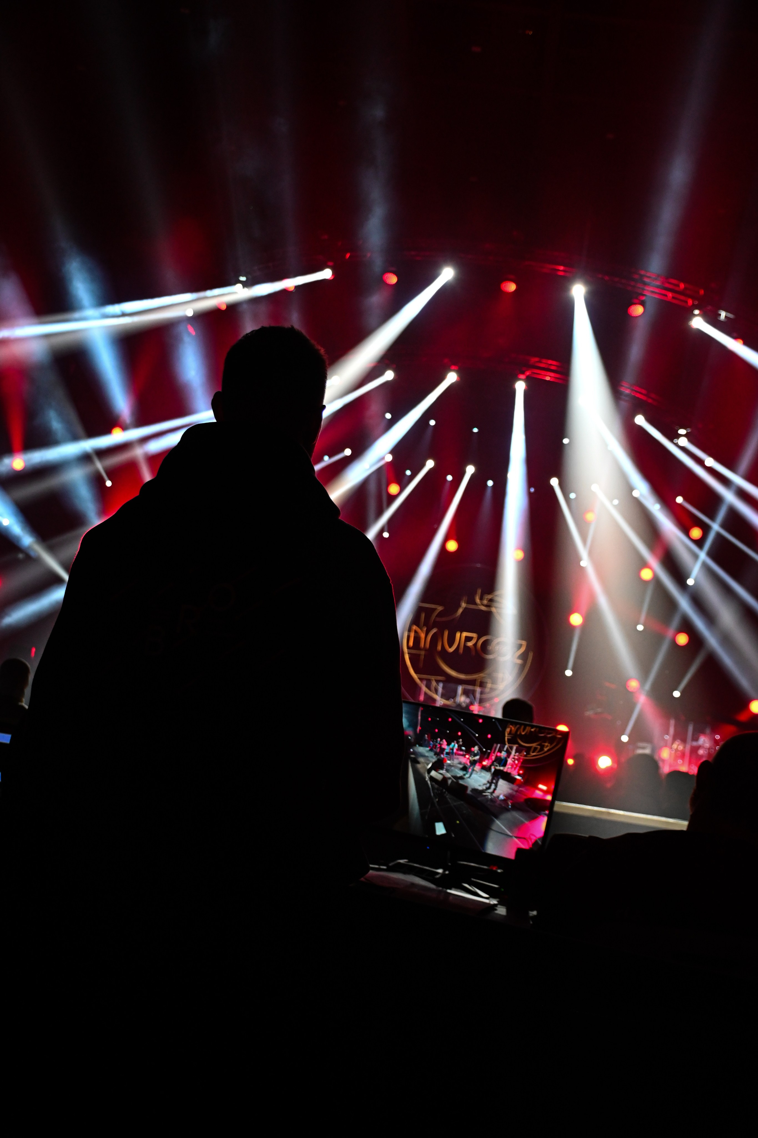 NAVROOZ \ LIVE ARENA. Видео продакшн: видеосъёмка и прямой эфир