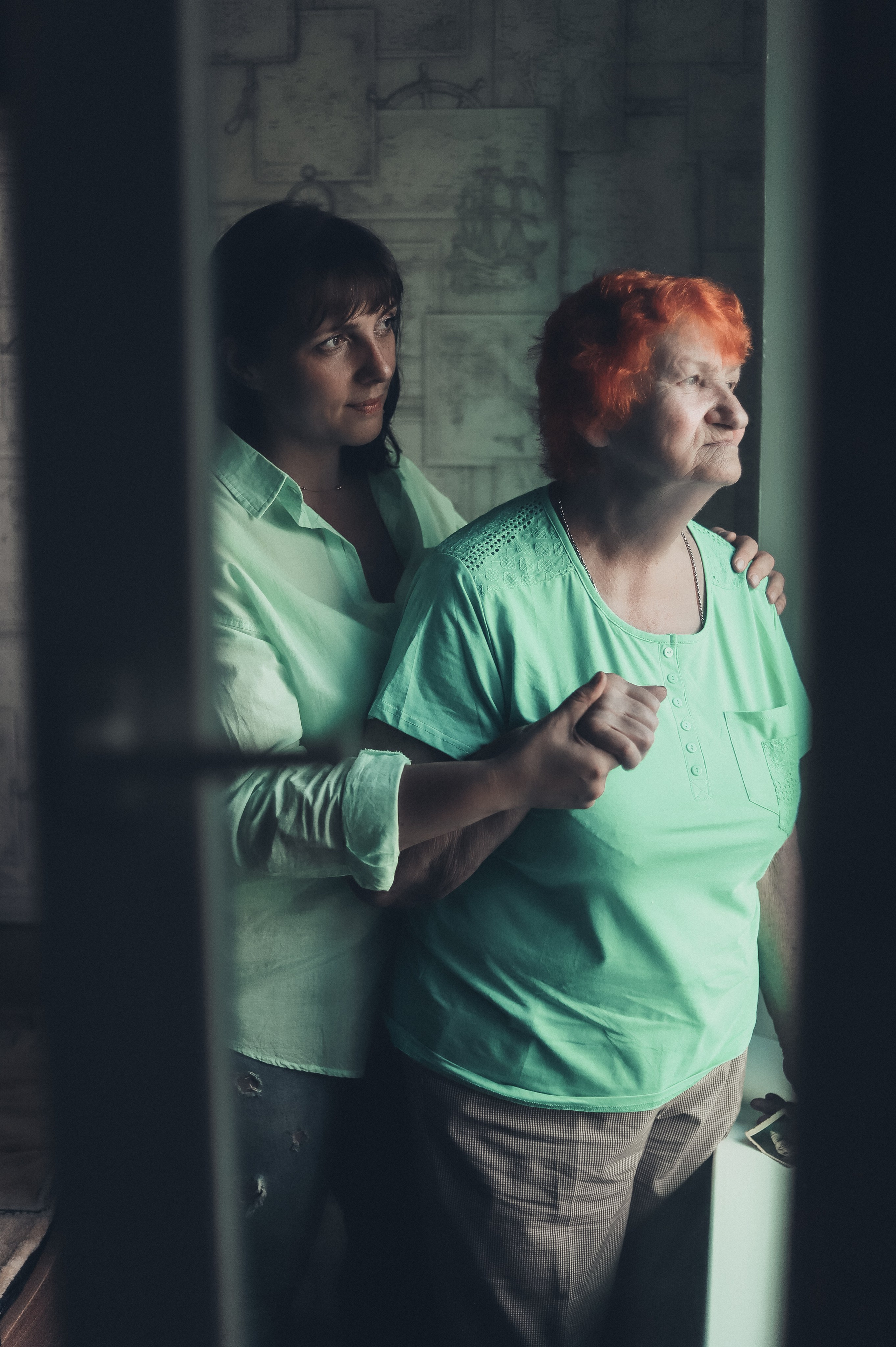 Семейная фотосессия - Алена и ее бабушка. Семейный и женский фотограф Кемерово Мария Степ