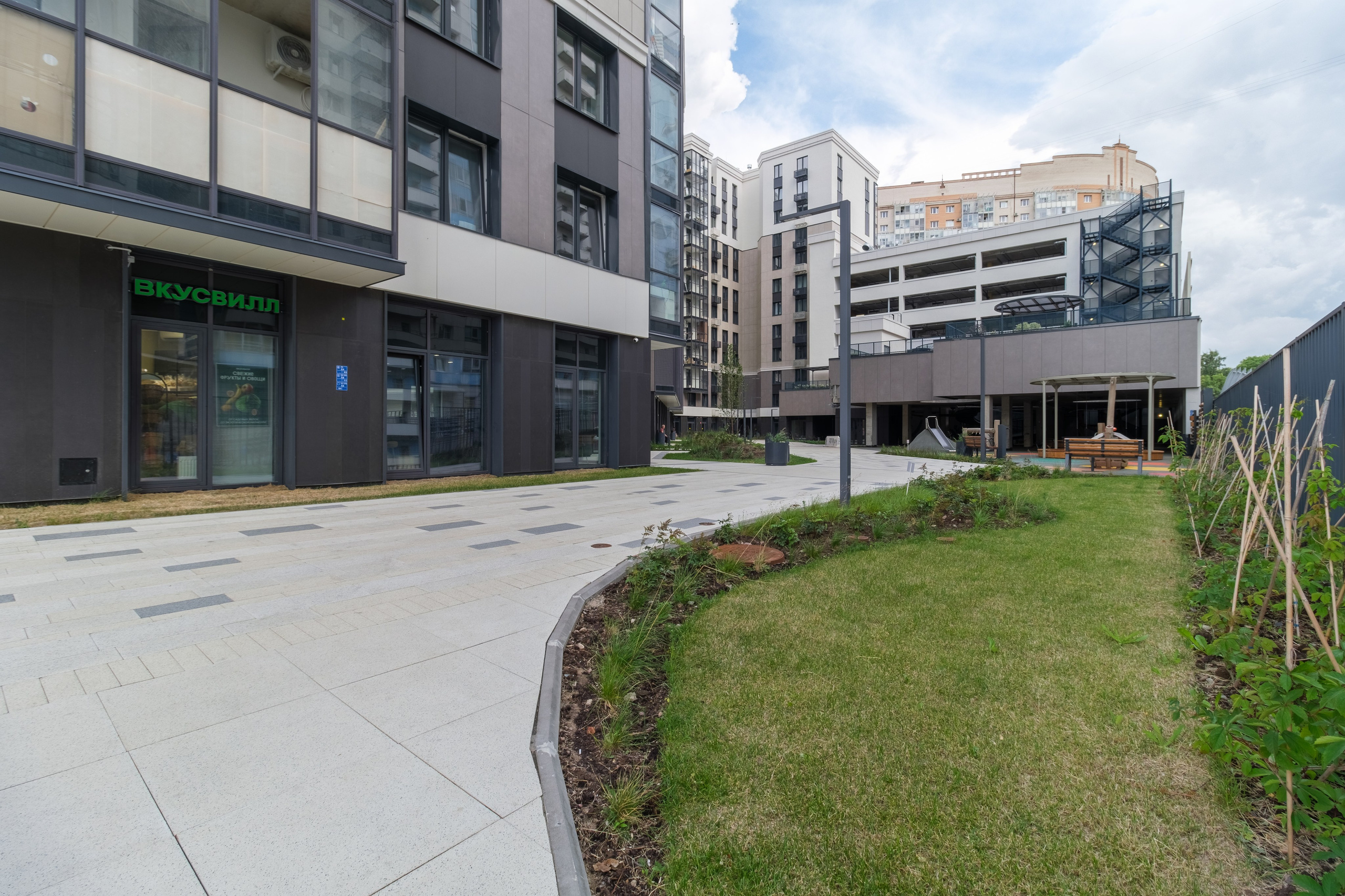 Жилой комплекс «Дом на Васильевском»