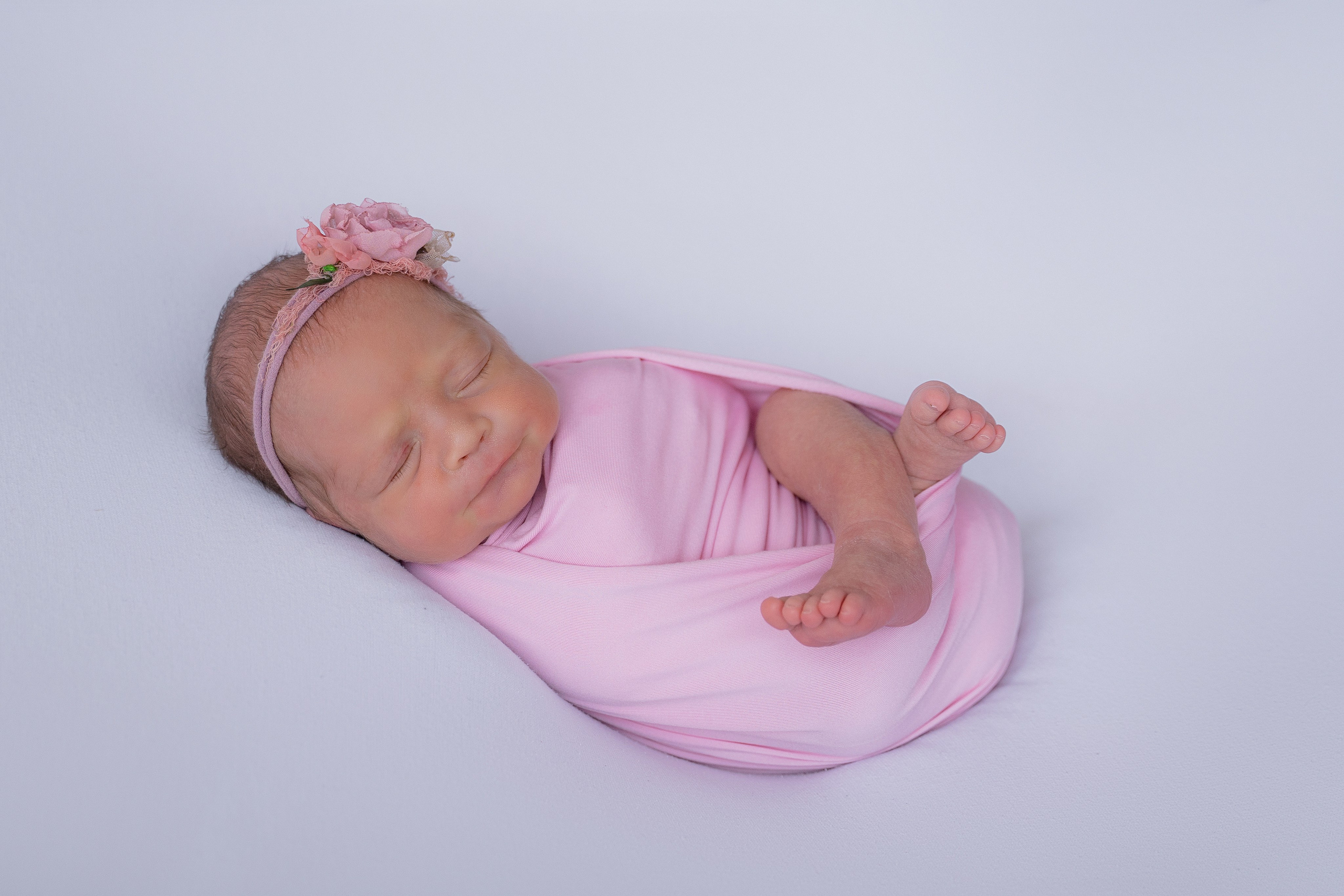 Ньюборн стандарт. Фотостудия Малина в городе Улан-Удэ. Фотограф Ирина Жарникова