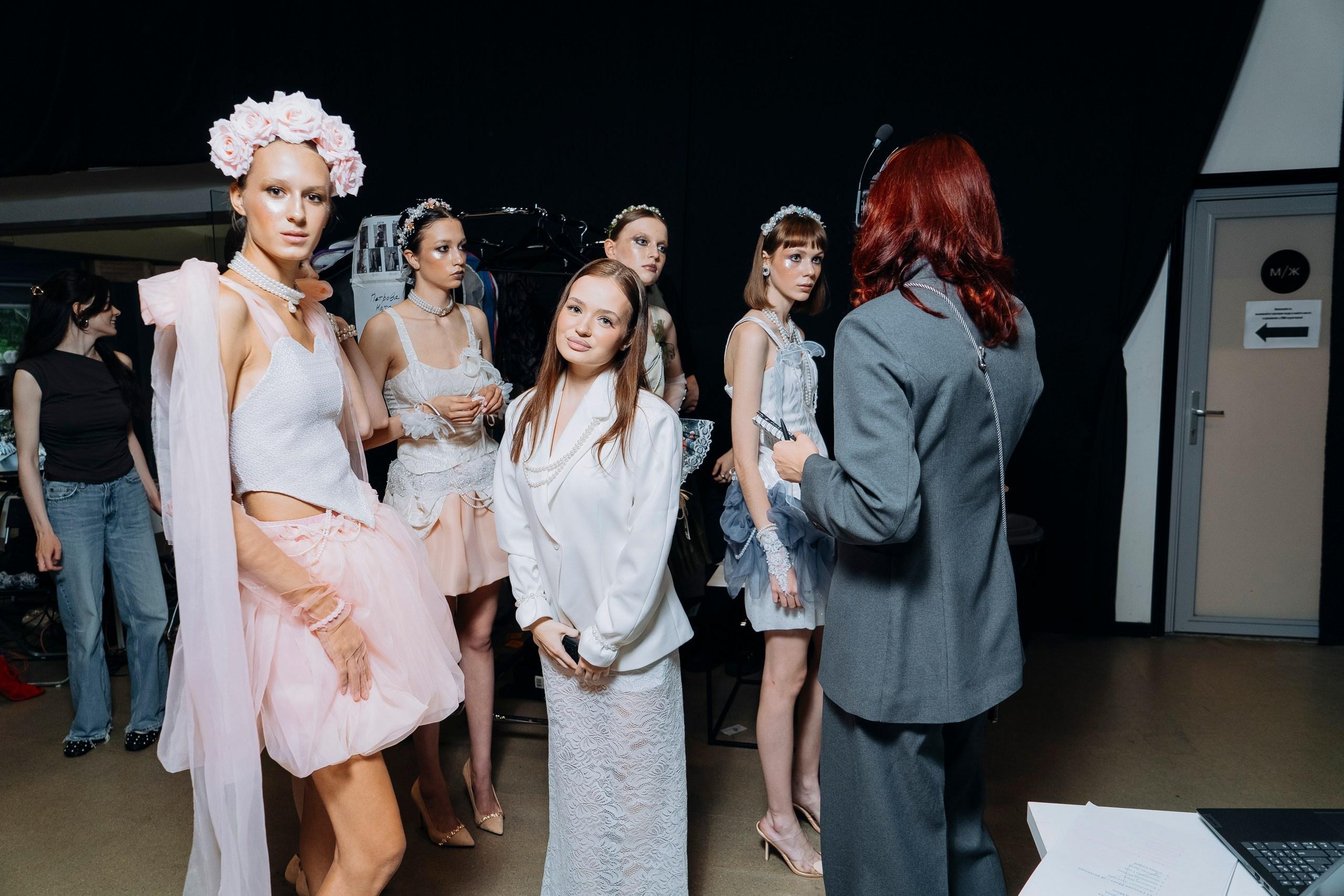 Фотограф на подиуме: съемка фэшн-показа B&D. Профессиональный репортажный фотограф в Москве Владимир Глаголев