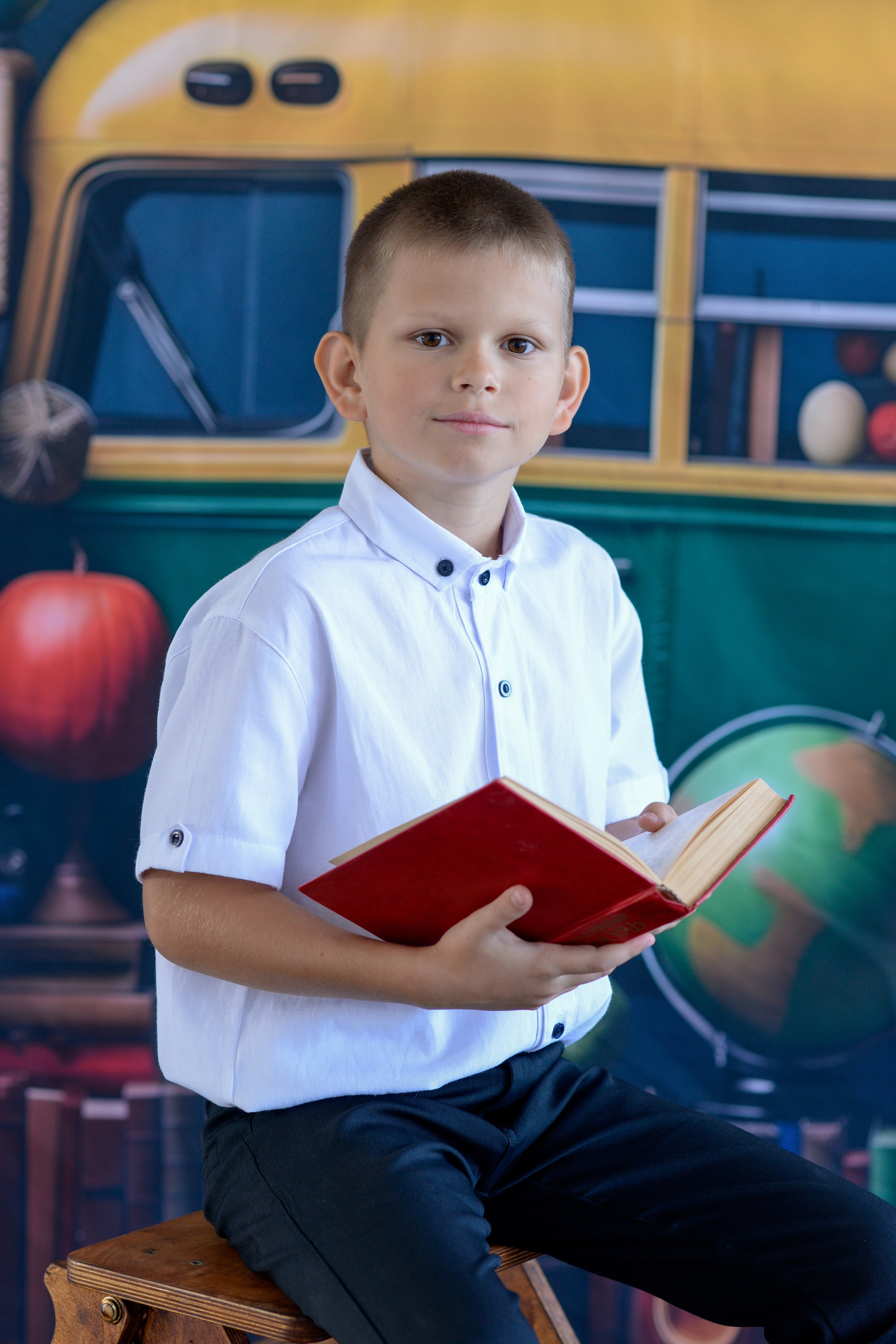 Примеры съемочных дней выпуск 2025-2026. Фотограф в Приморско-Ахтарске — Свадьбы, Школы, Фотоальбомы