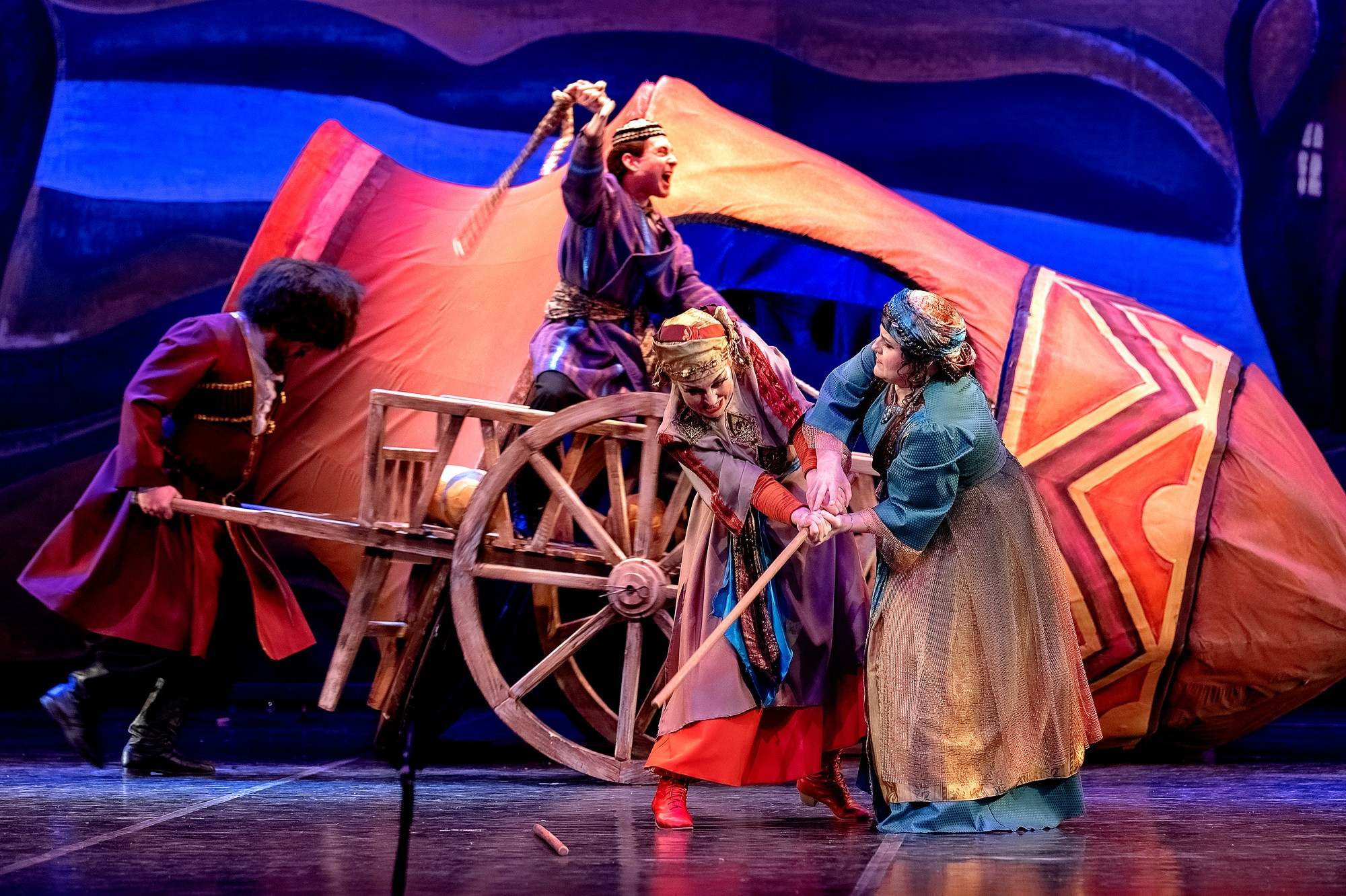 Театр оперы и балета им. Яушева. Музыкальная комедия «Ханума»