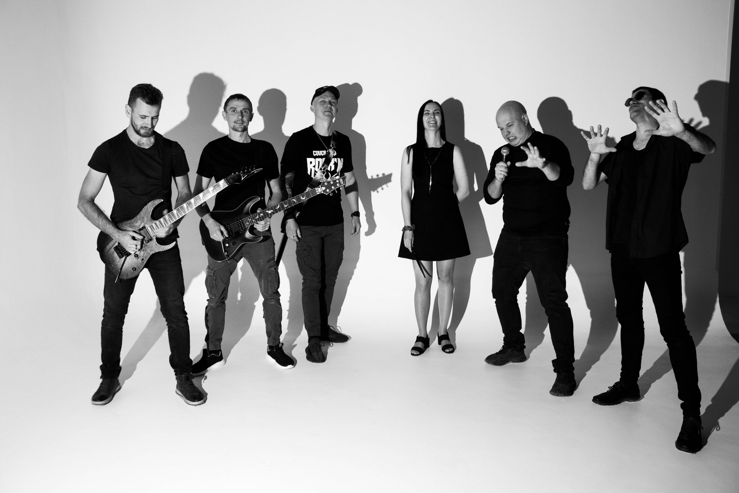 СТУДИЯ. Уличный фотограф Города N