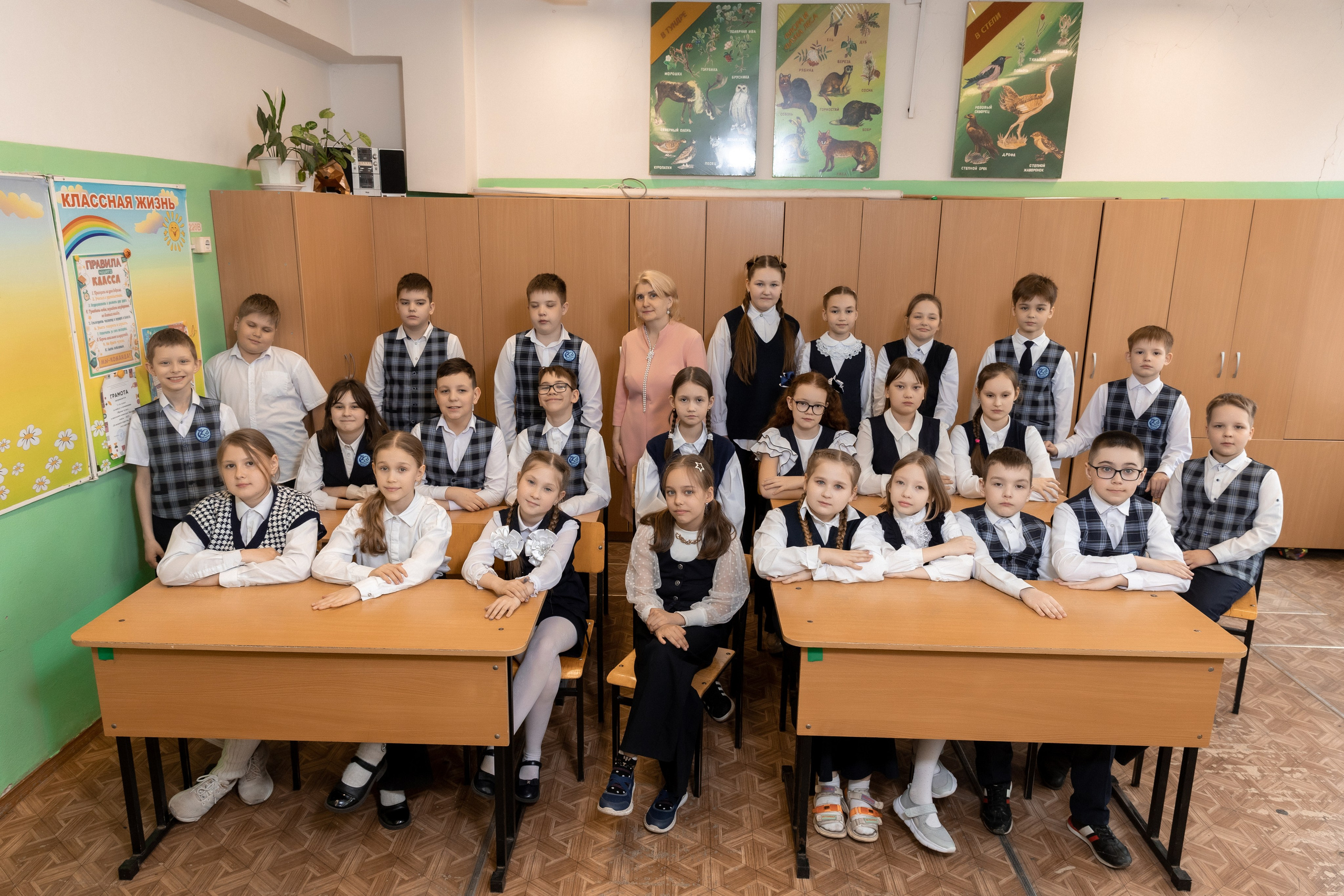 Школа 54 4А кл (2023-24) 2 часовая фотосессия в школе. Свадебный и Семейный фотограф г. Ижевск Гульназ Солдатова. Гульназ фото