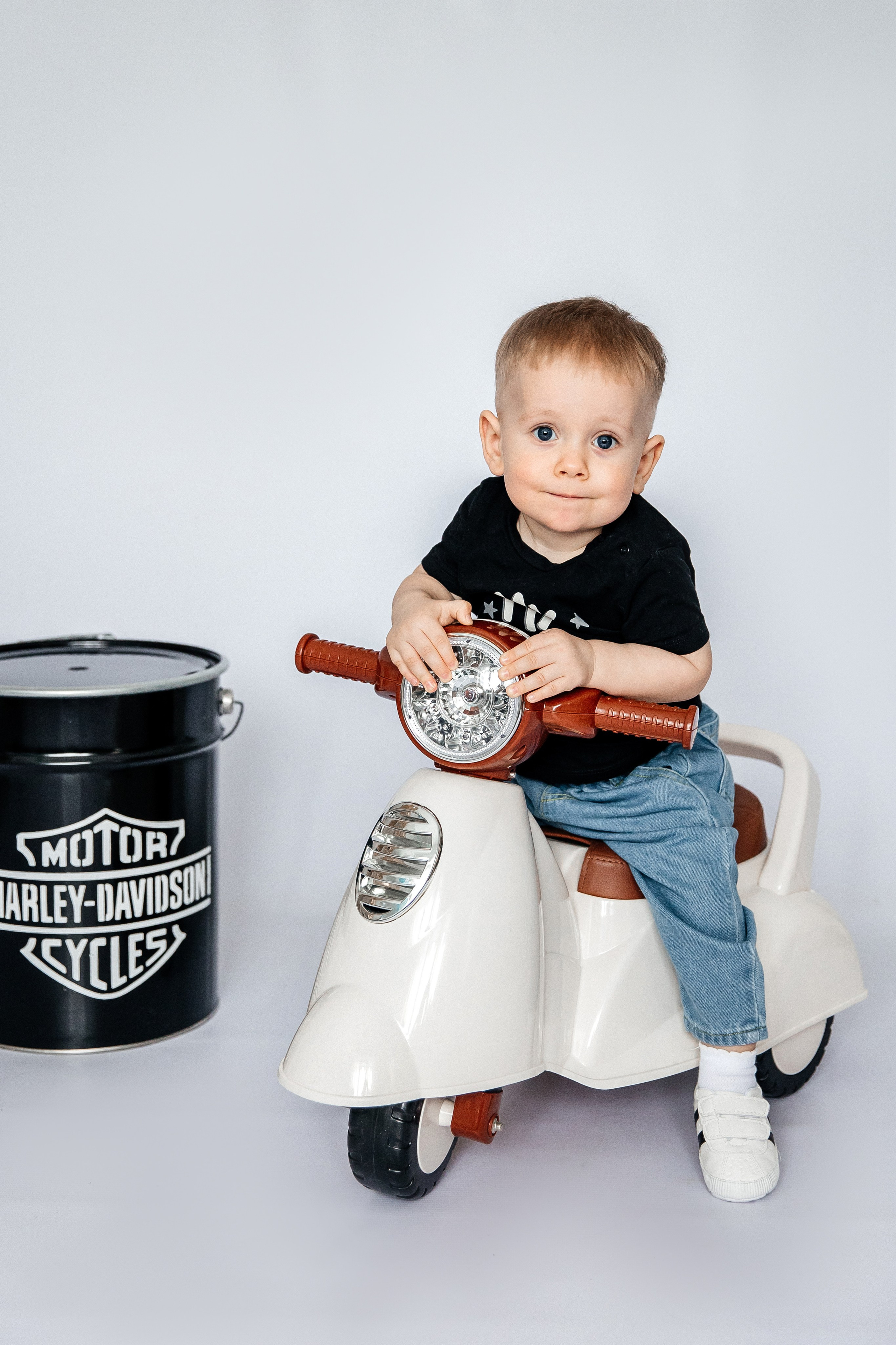 Мотоцикл. Детский фотограф, выпускные альбомы в Нижнем Новгороде Бодягина Мария