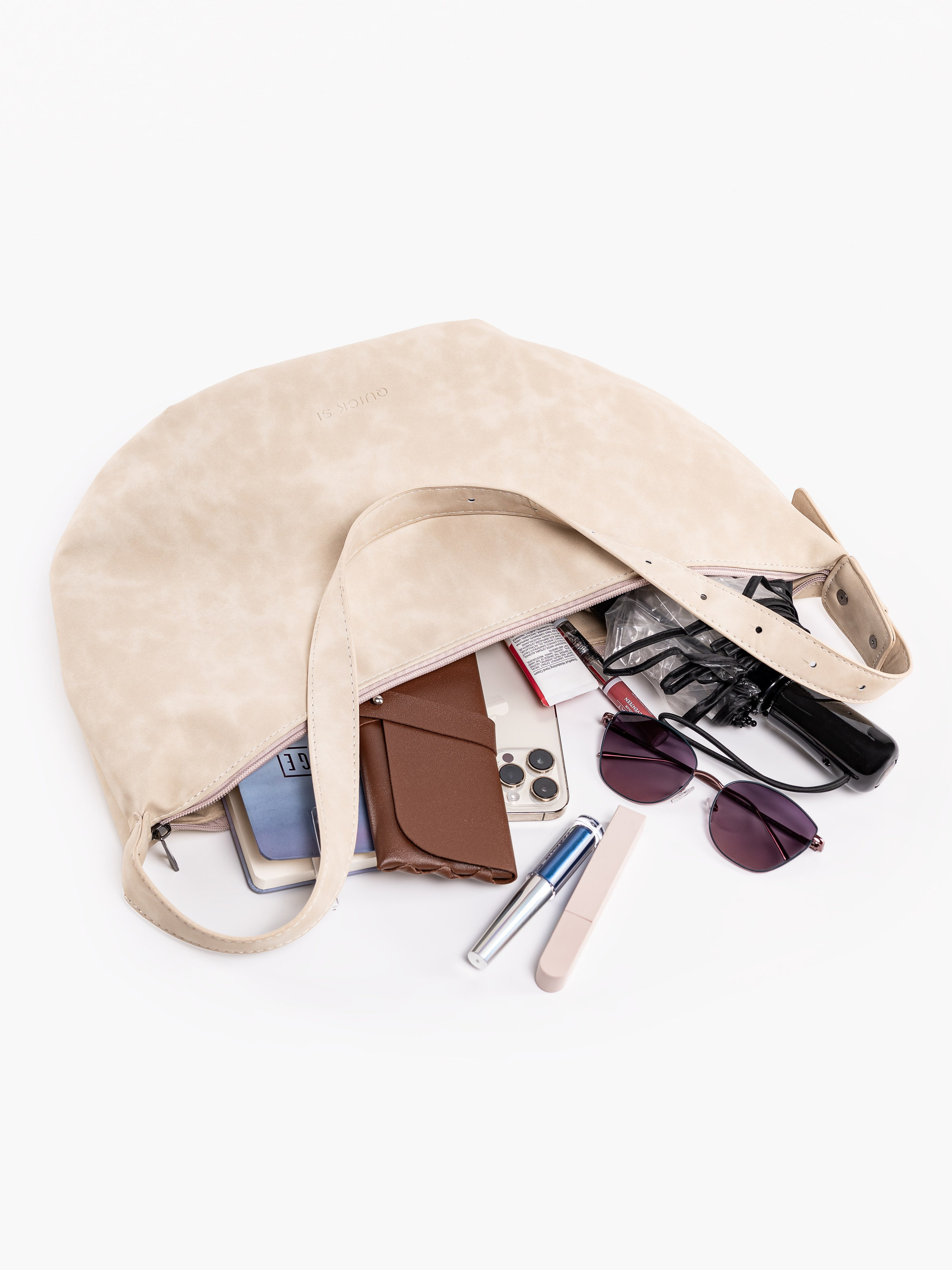 Q Сумки хобо серия 1. Предметный фотограф, фото для маркетплейсов Пятигорск, КМВ