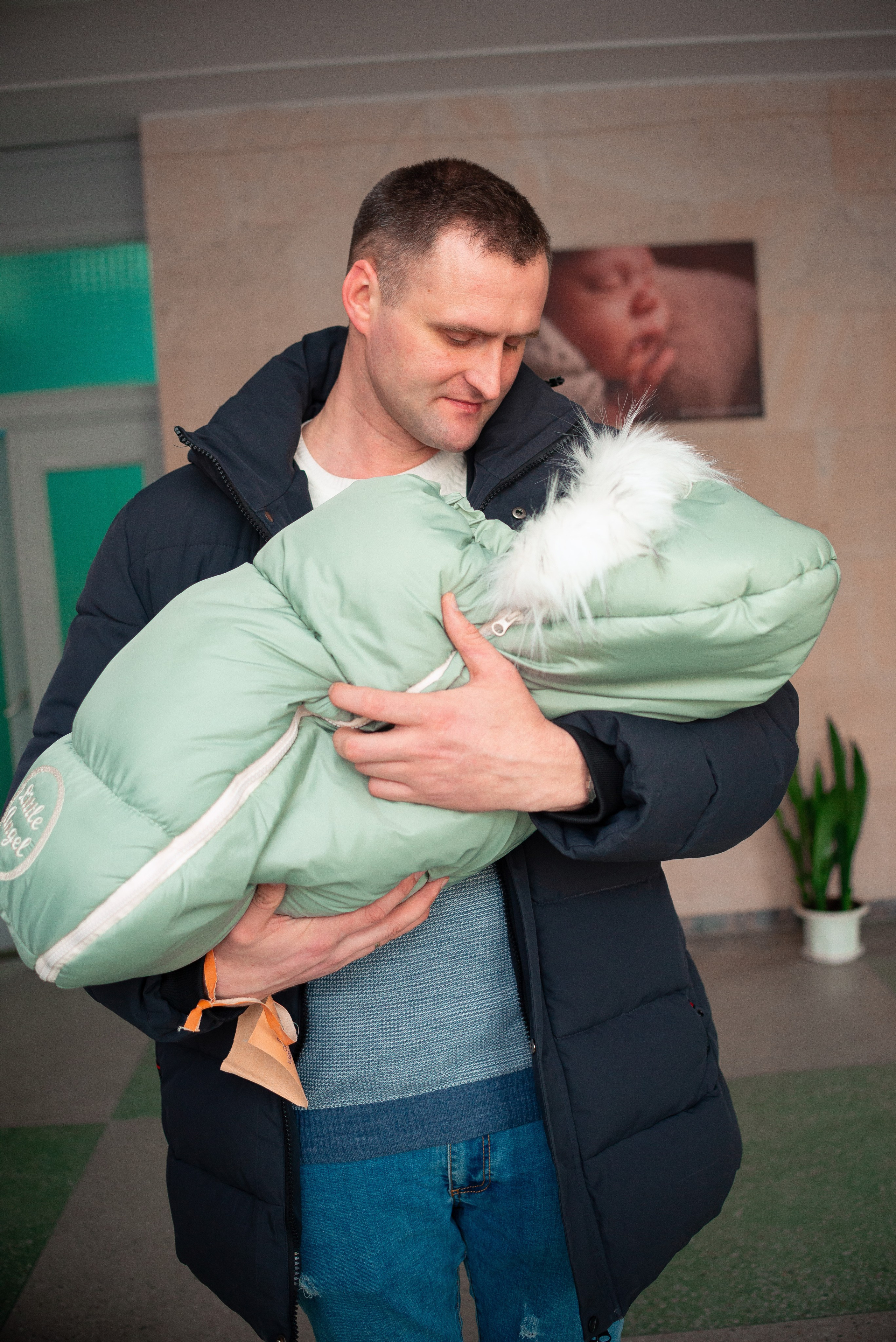 Выписка Алины 1 РД. Семейный фотограф на выписку из роддома и крещение Минск Настя Гришук