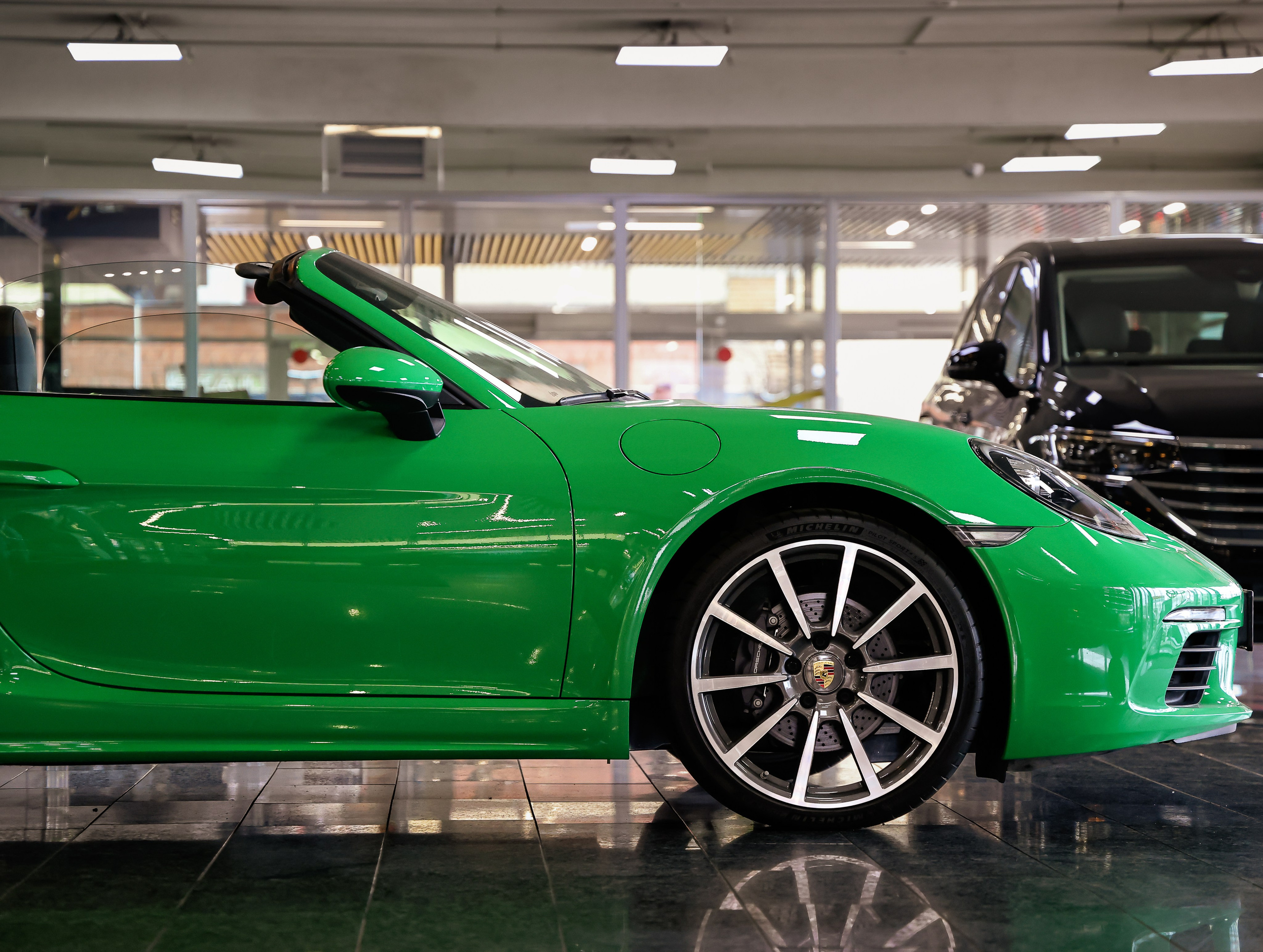Porsche Boxster. NK