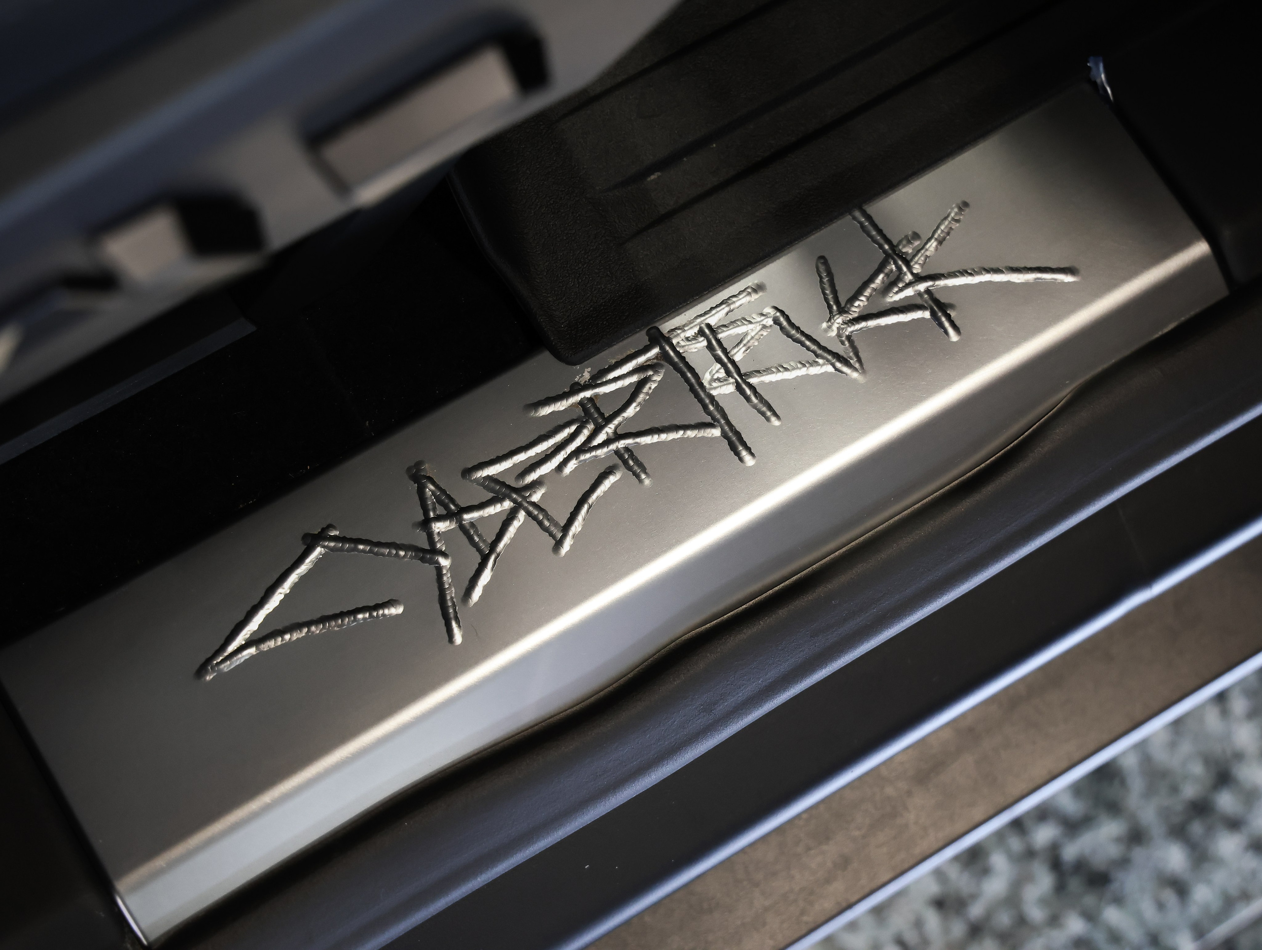 Tesla Cybertruck. NK